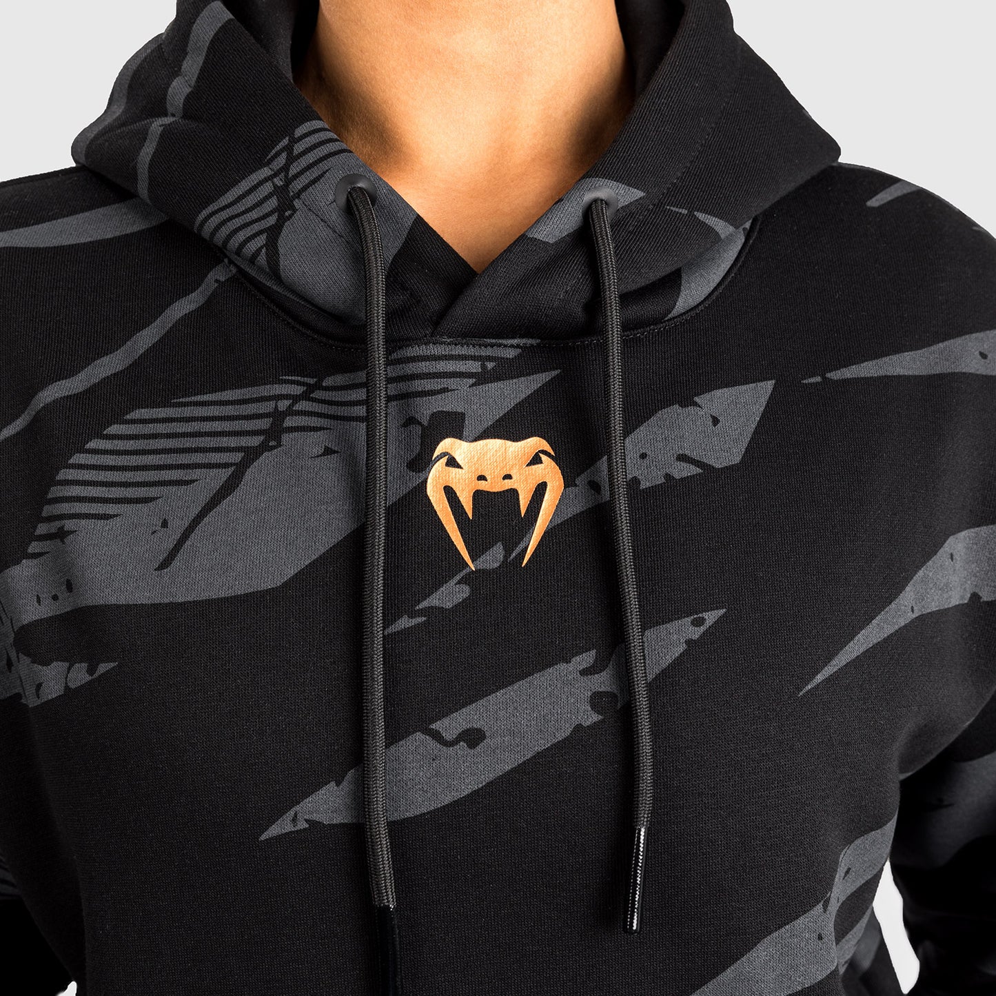 UFC Adrenaline by Venum Fight Week Felpa Con Cappuccio per Donna - Urban Camo