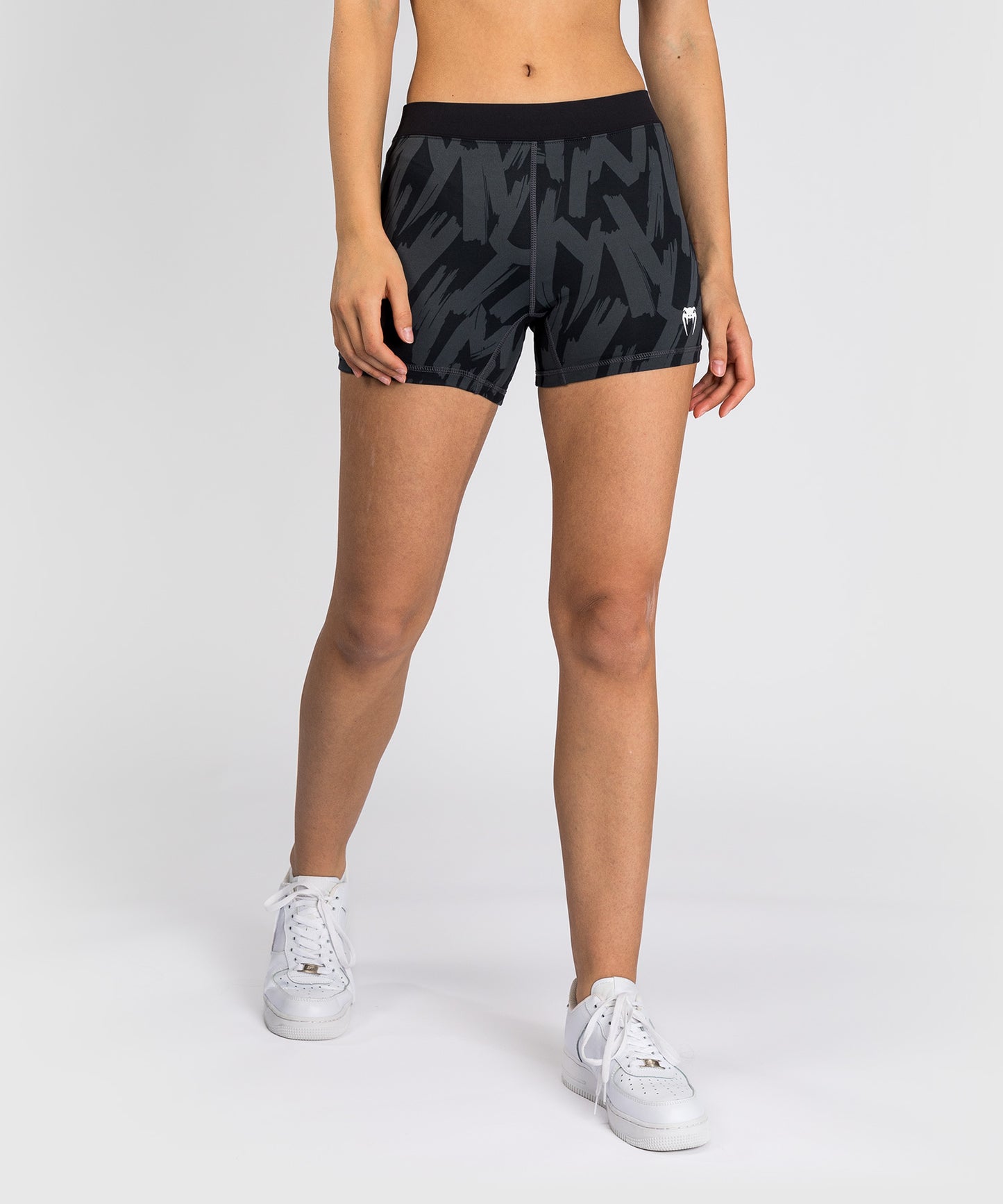 Venum Graffiti Shorts a Compressione da Donna - Carbone Urbano