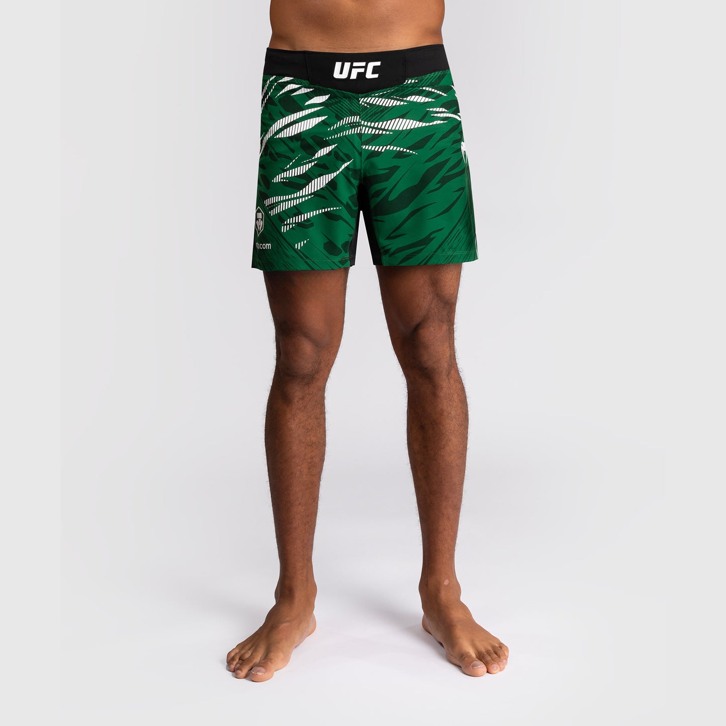 UFC Fusion by Venum Personalizzati Authentic Fight Night Shorts da Lotta per Uomo - Fit Corto - Verde