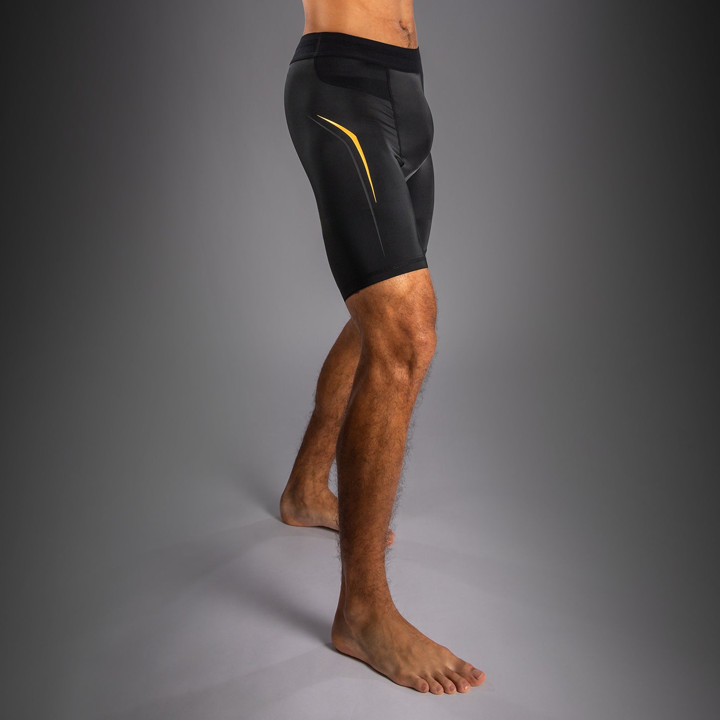 Venum G-Core Pantaloncini a Compressione - Nero/Oro
