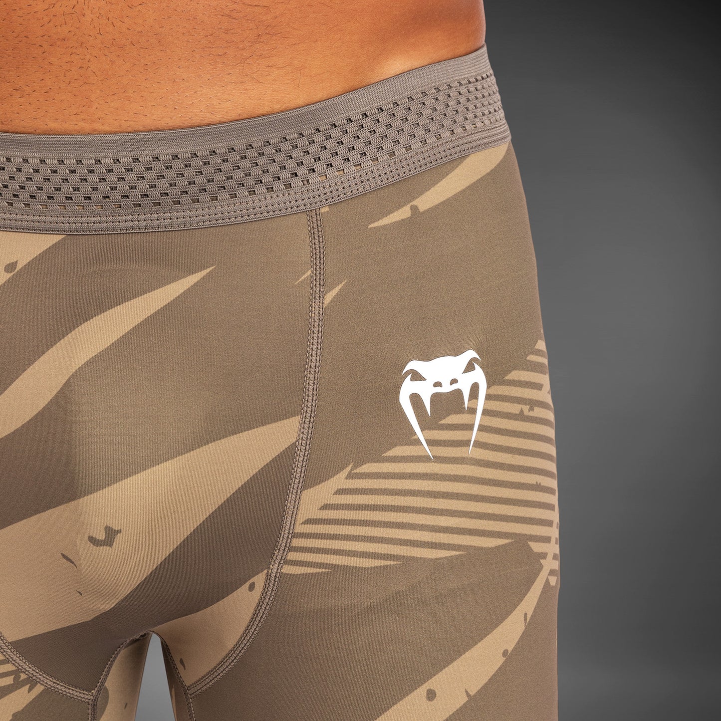 UFC Adrenaline by Venum Fight Week Vale Tudo Short da Uomo - Desert Camo