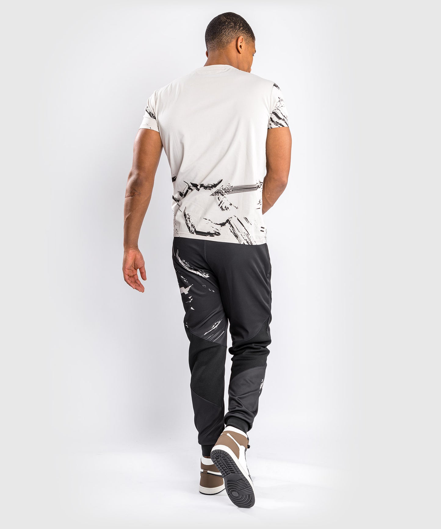 Pantalone jogger UFC Venum Authentic Fight Week 2.0 - nero/sabbia