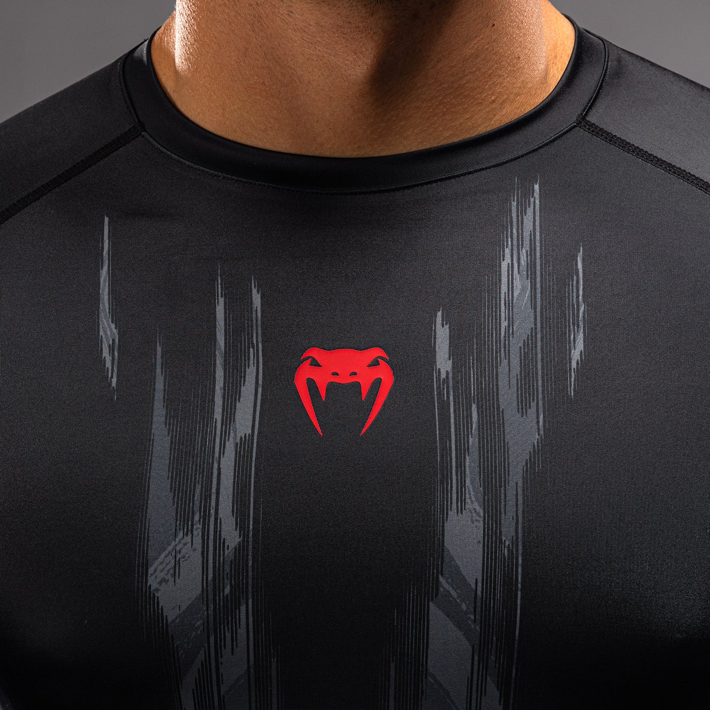 Venum Demon Rashguard a Maniche Lunghe - Nero/Grigio