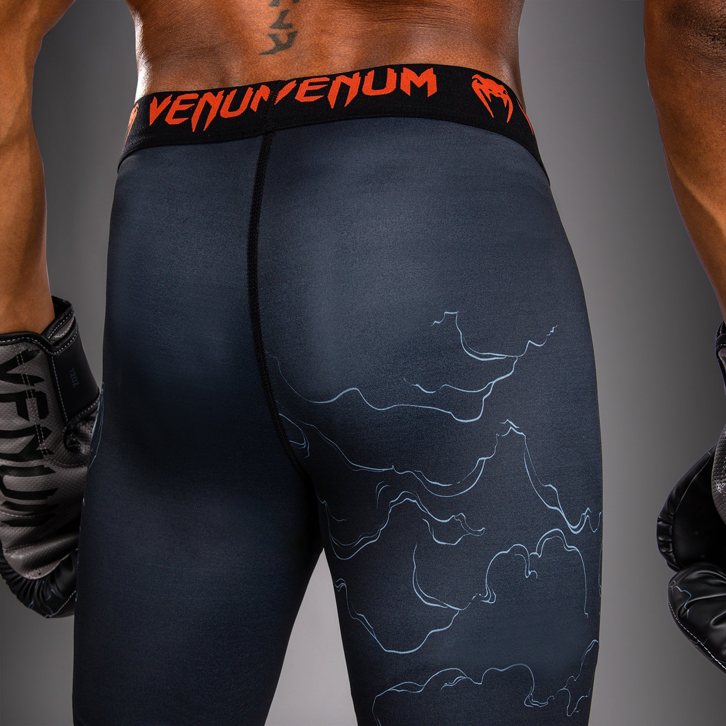 Venum Thunder Dragon Pantaloncini a Compressione – Nero/Grigio/Rame