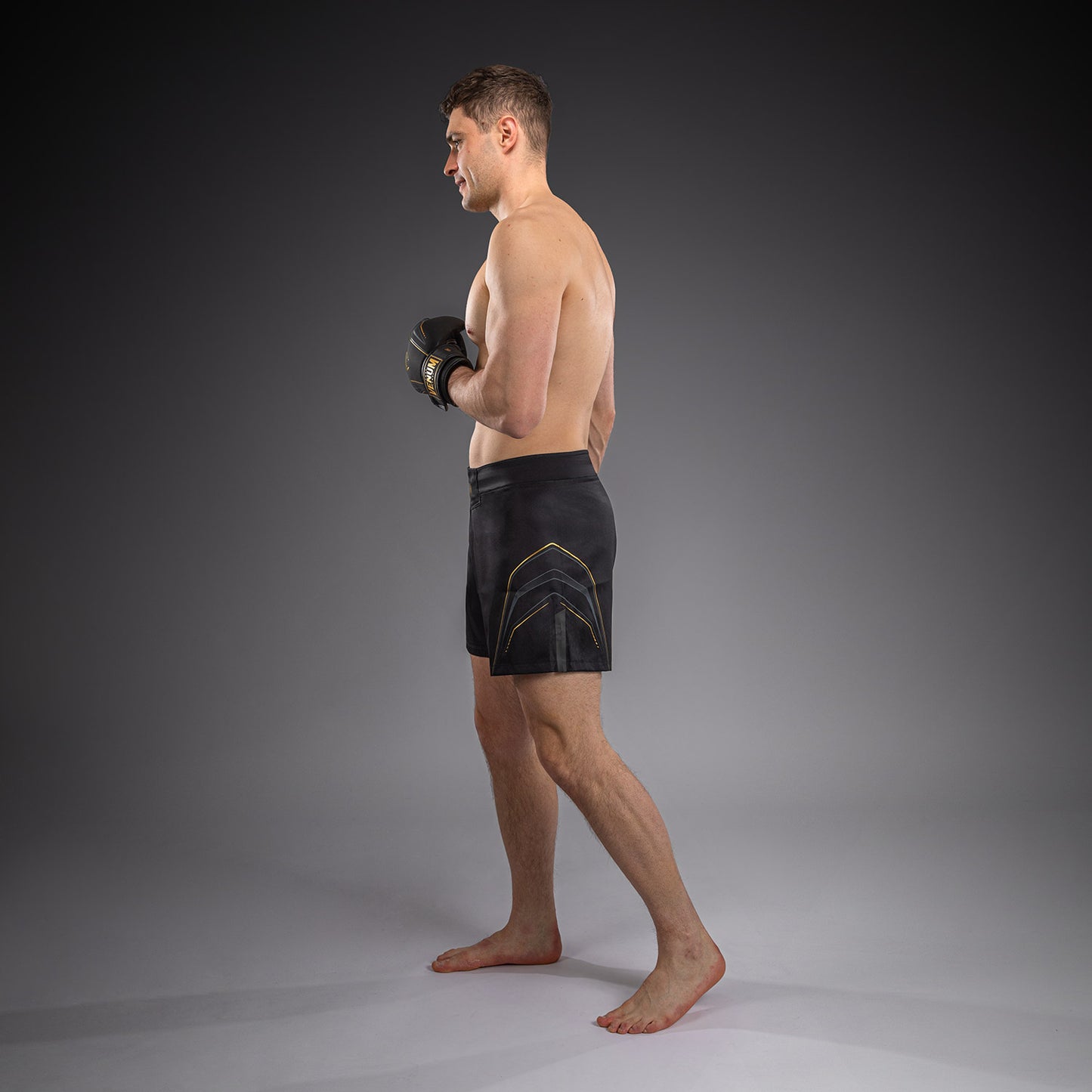 Venum Streamline Pantaloncini da Combattimento – Nero/Oro