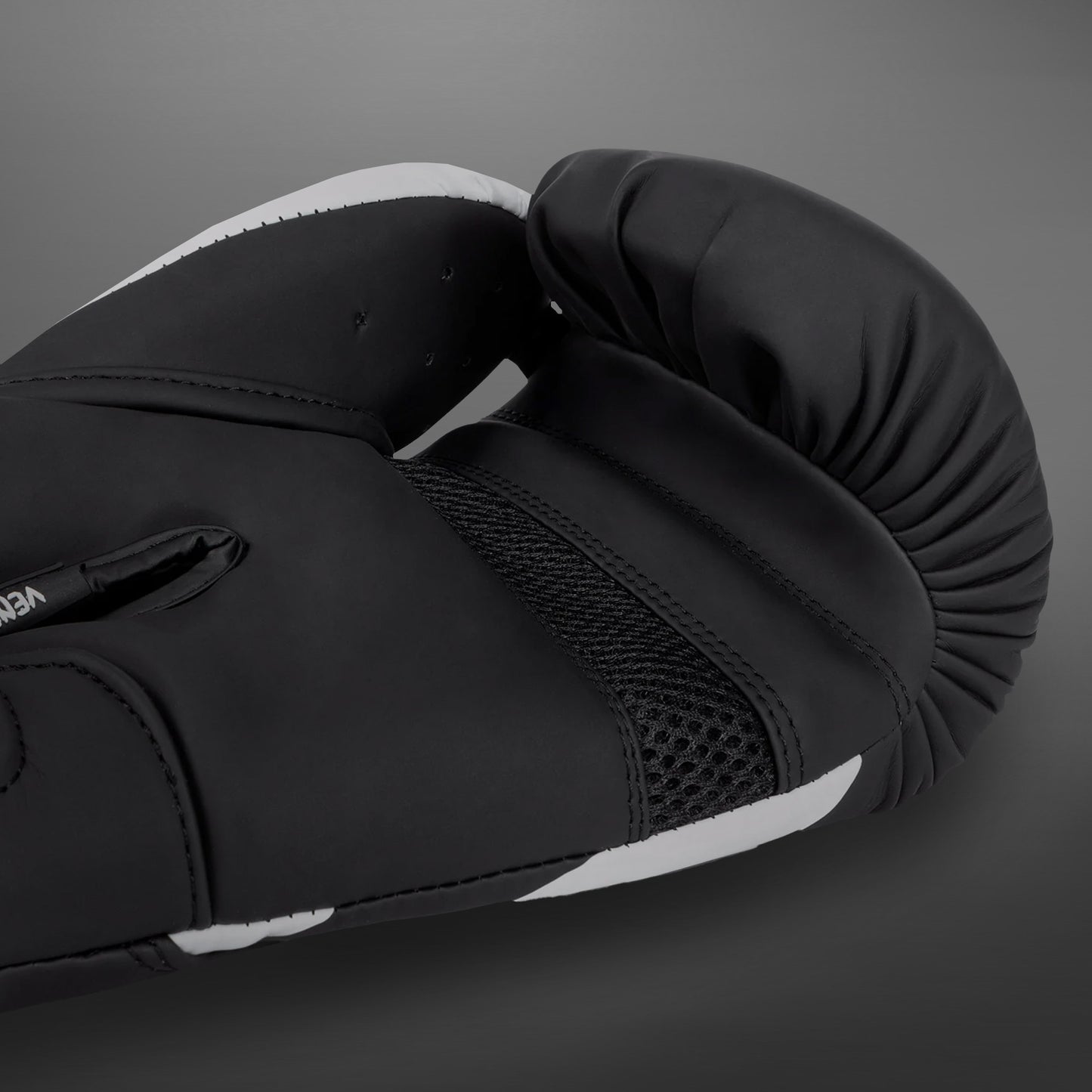 Venum Challenger 4.0 Guantoni da boxe - Nero/Bianco