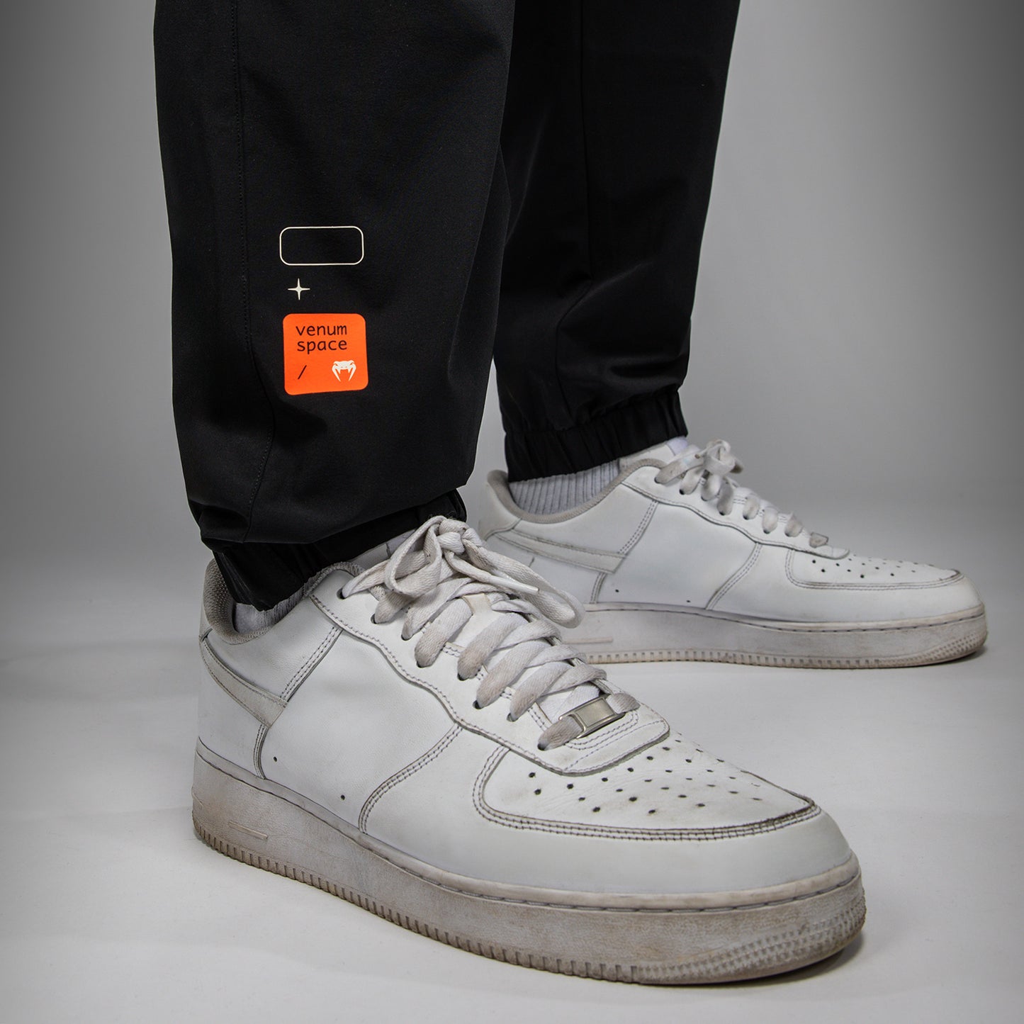 Venum Eclipse Pantaloni Jogger – Nero/Avorio