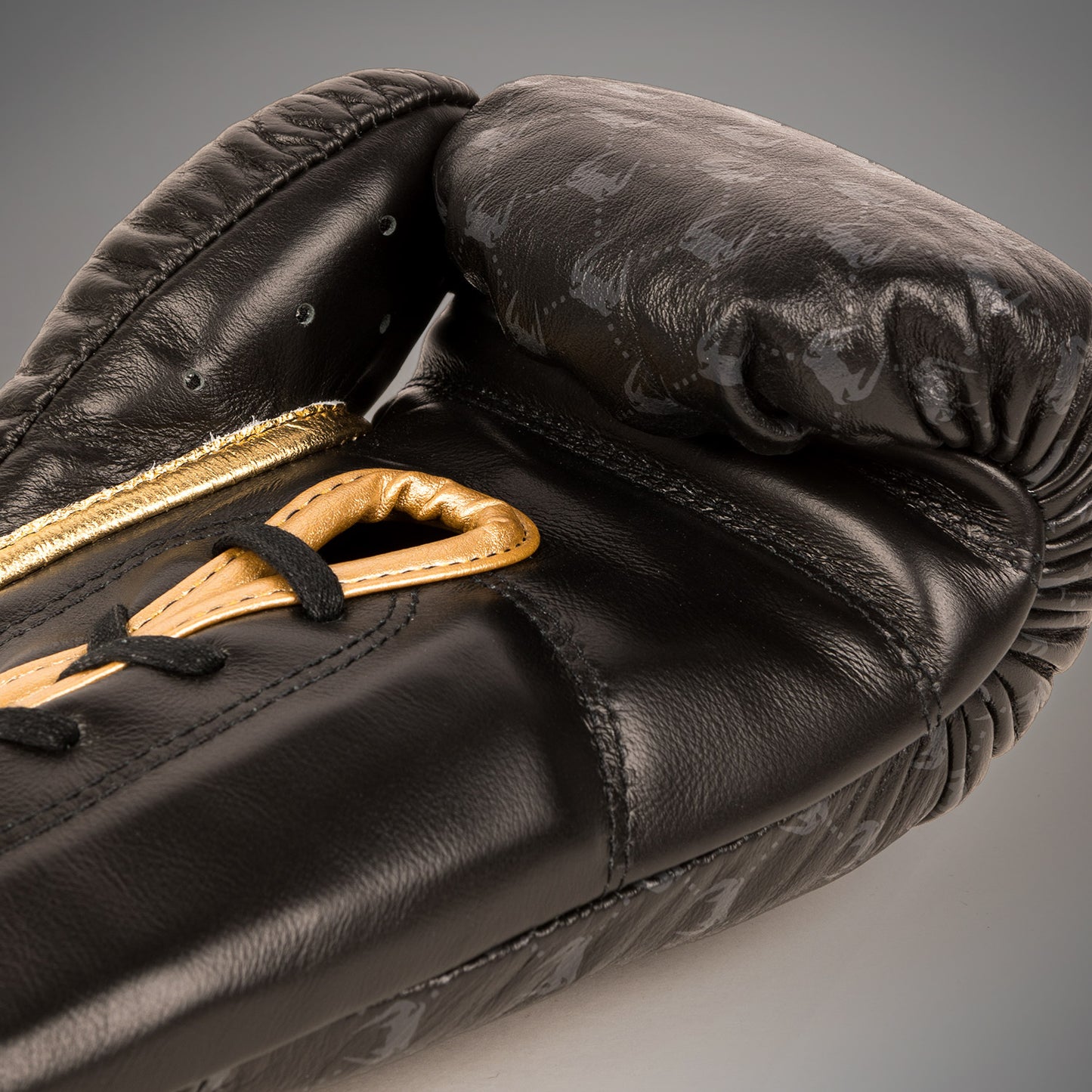 Guantoni da boxe Venum Coco Monogram Pro - Nero intenso