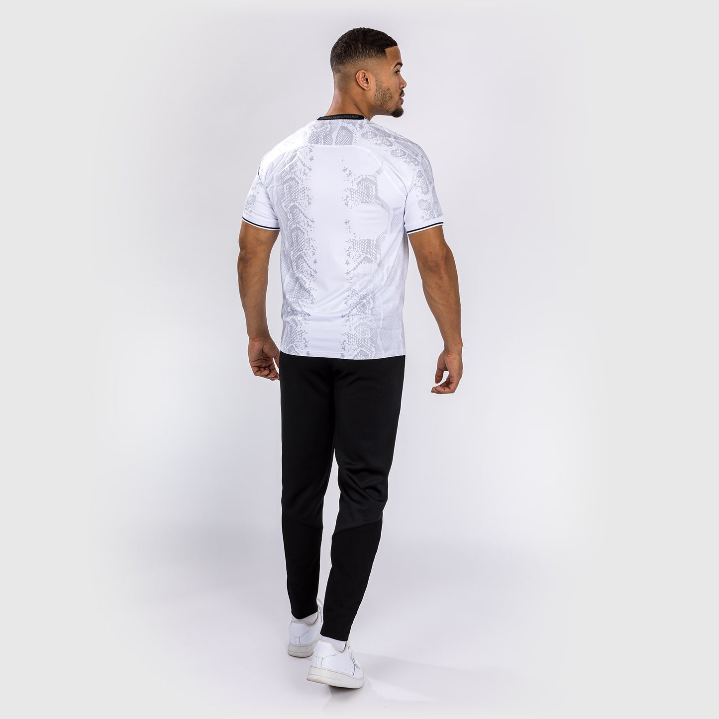 UFC Adrenaline by Venum Authentic Fight Night Maglia Walkout da Uomo - Bianco