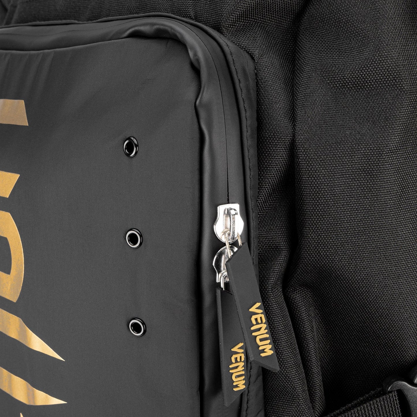Venum Challenger Xtrem Evo Zaino (50-63L) – Nero/Oro