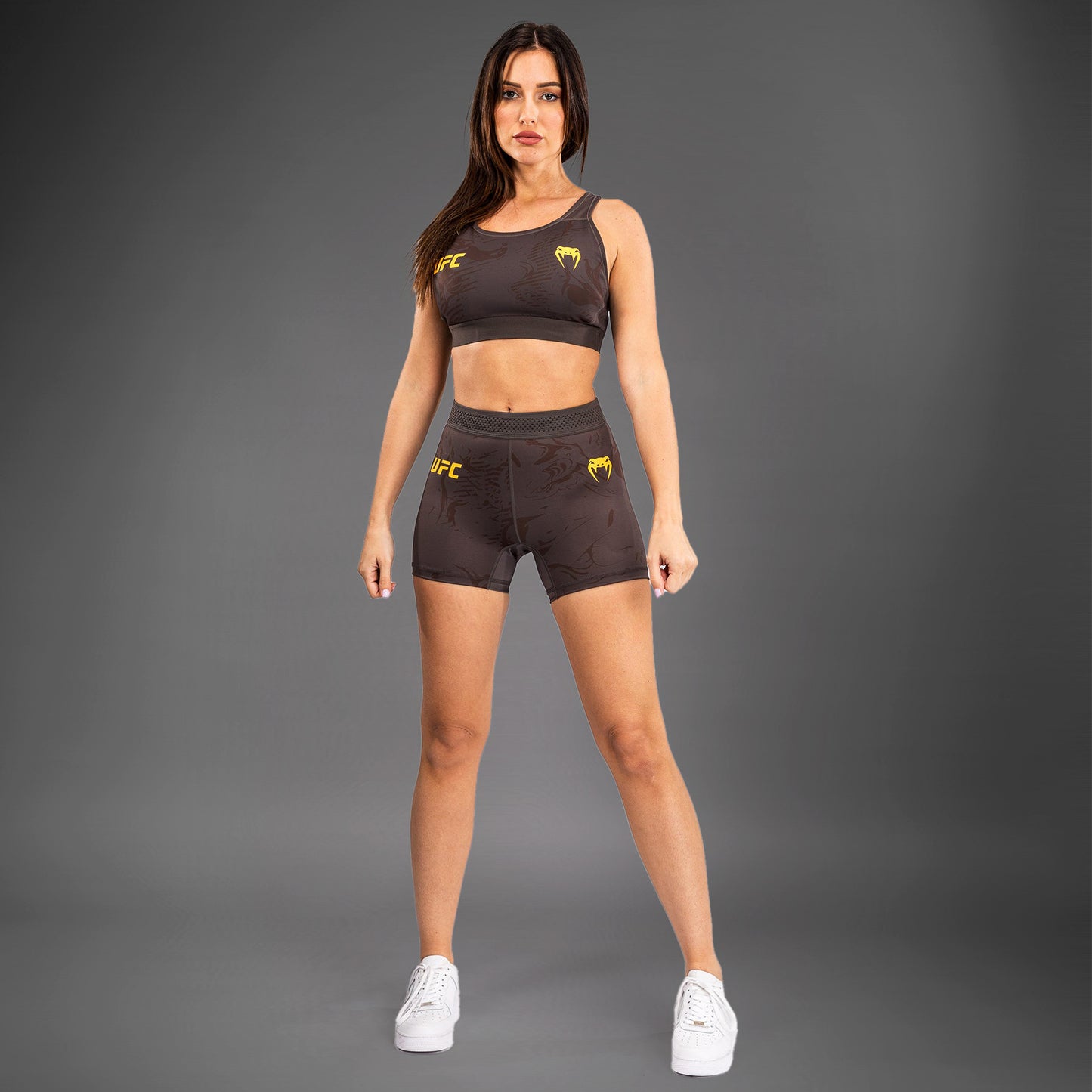 UFC Fusion by Venum Fight Week Vale Tudo Shorts per Donna - Marrone terra