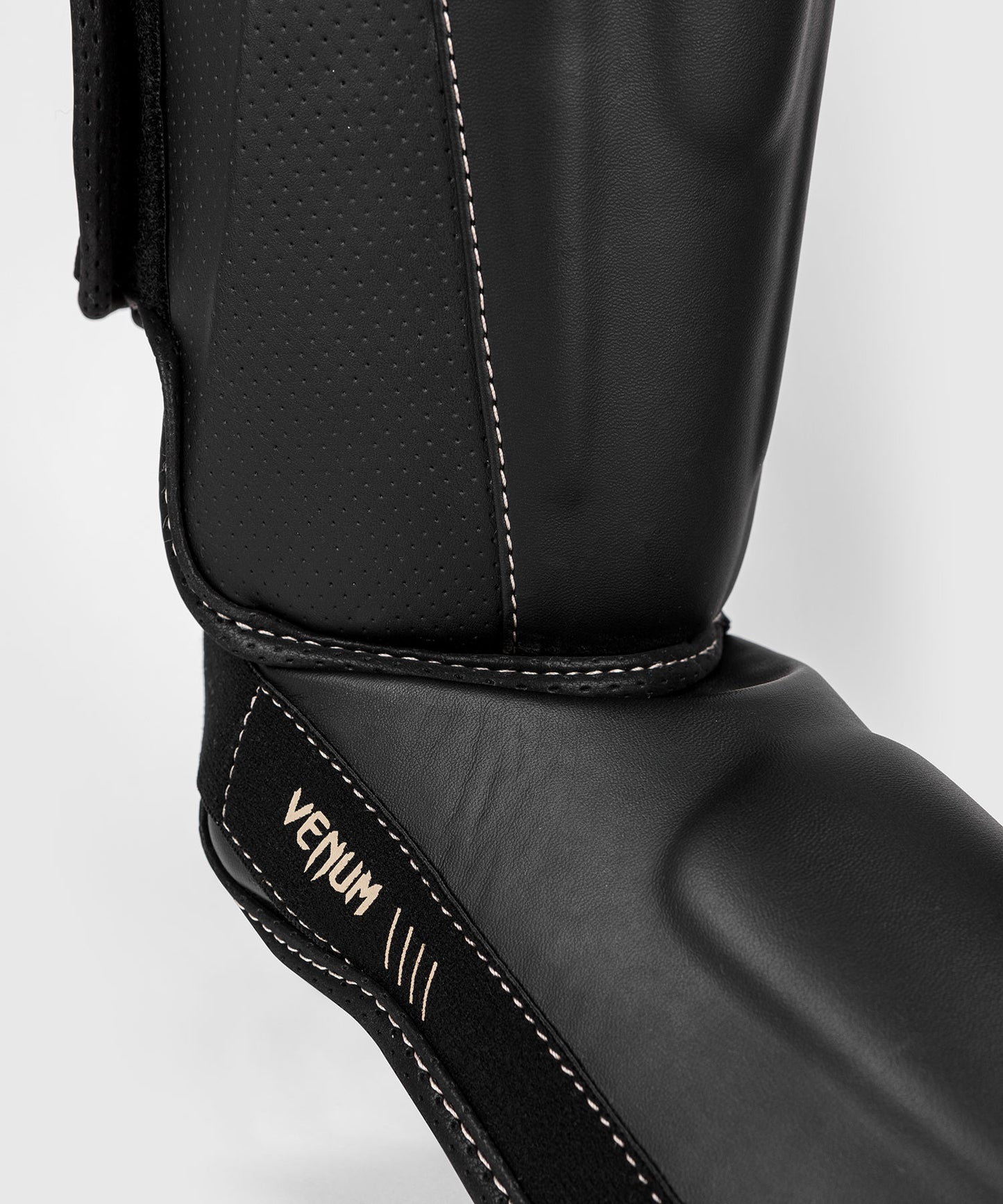 Venum Impact Evo Parastinchi - Nero