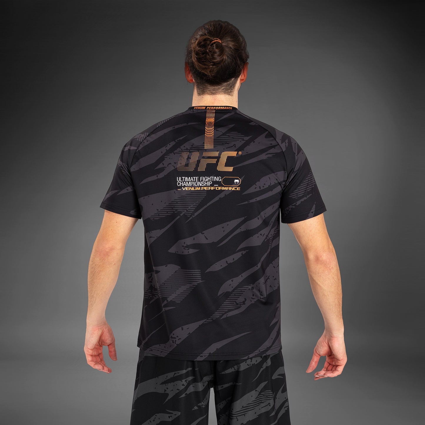 UFC Adrenaline by Venum Fight Week Maglietta Dry Tech da Uomo - Urban Camo