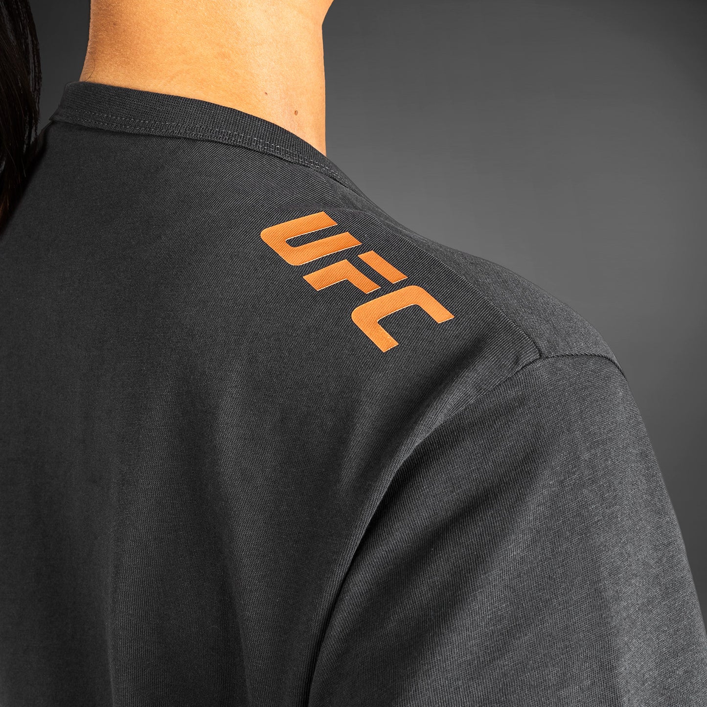 UFC Adrenaline by Venum Fight Week T-Shirt In Cotone A Manica Corta per Donna - Antracite Grigio