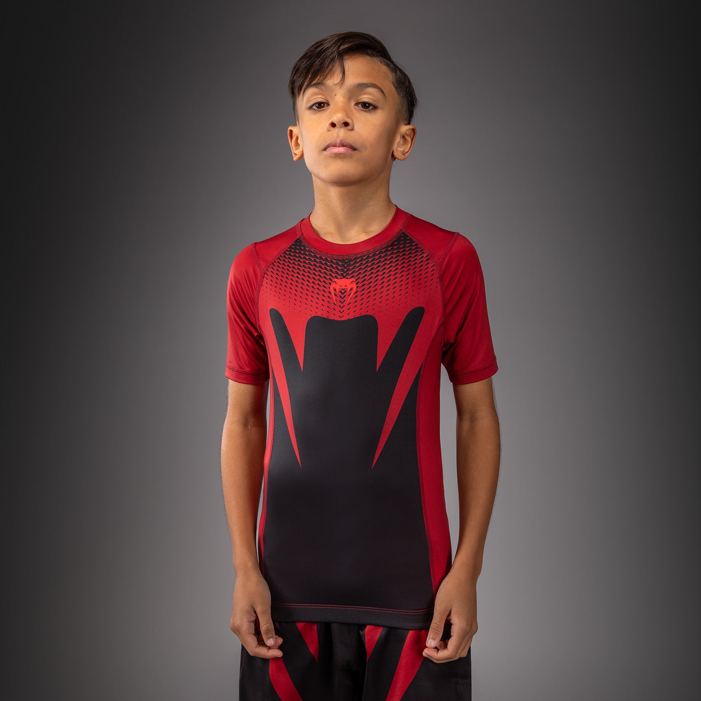 Venum Attack Rashguard a Maniche Corte per Bambini - Nero/Rosso