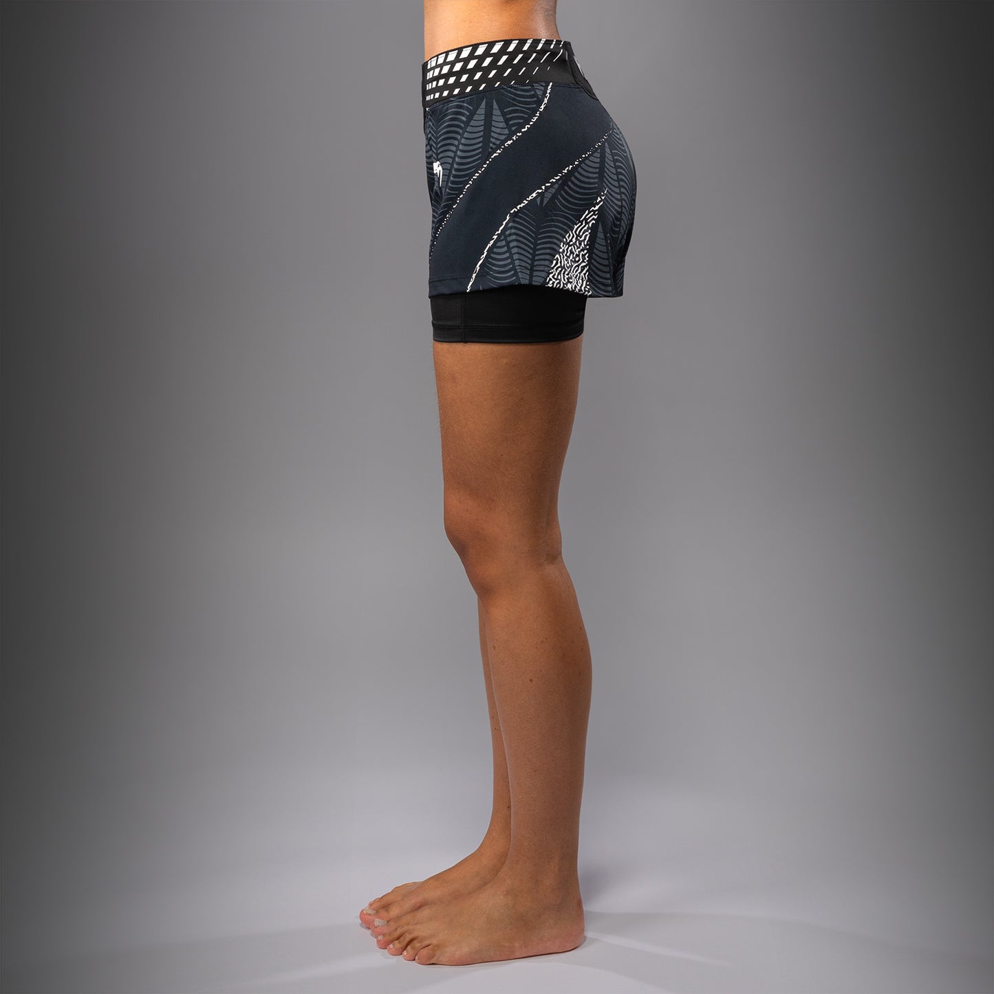 UFC Zenith by Venum Authentic Fight Night Pantaloncini da combattimento Fit corto Donna Personalizzato - Nero