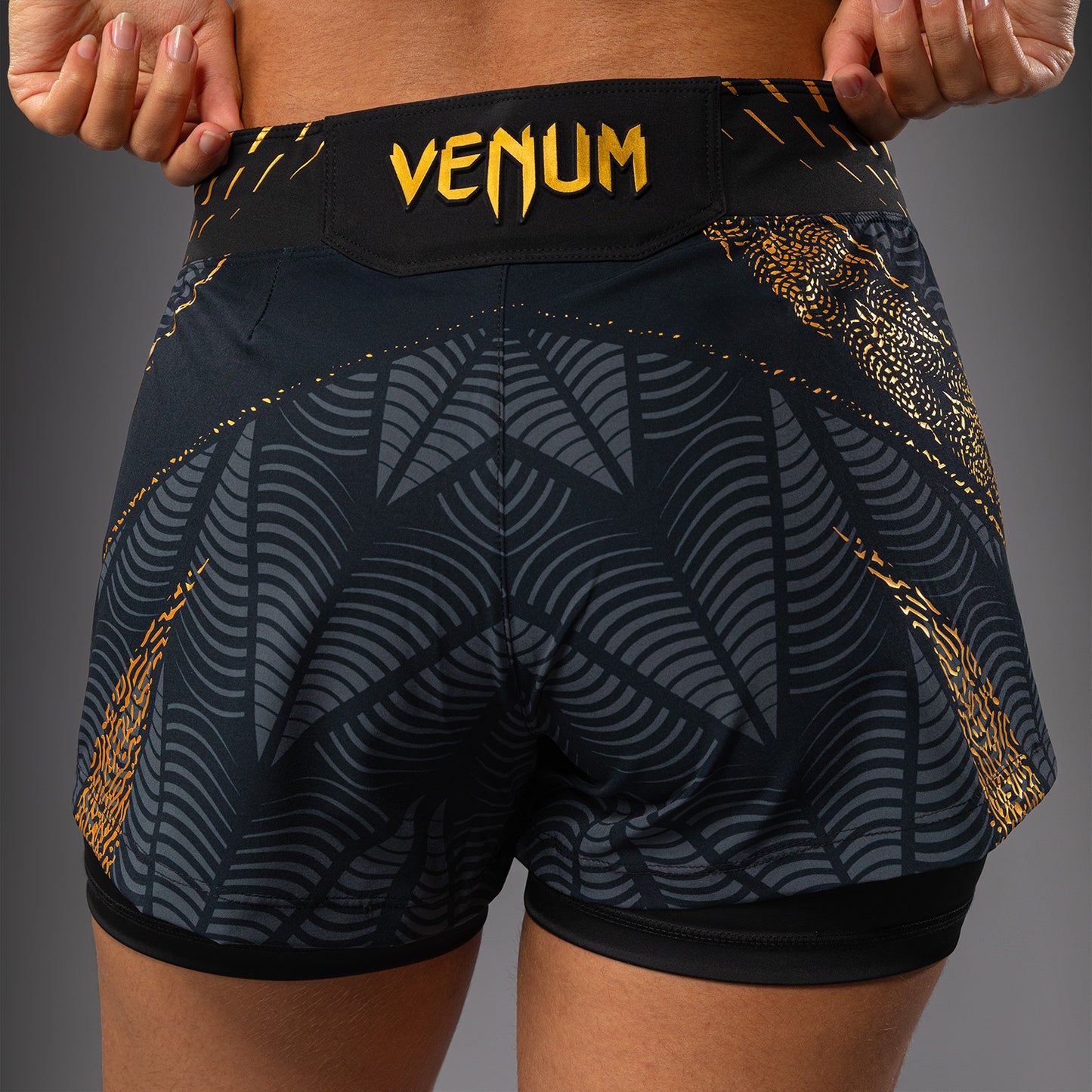 UFC Zenith by Venum Authentic Fight Night Pantaloncini da combattimento Fit corto Donna Personalizzato - Champion