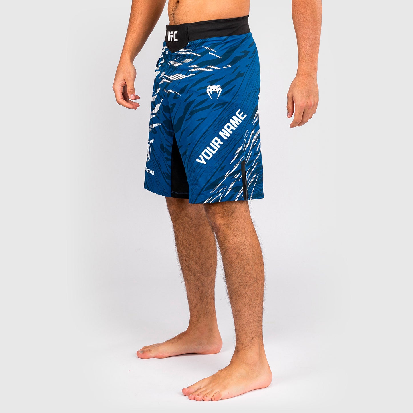 UFC Fusion by Venum Personalizzati Authentic Fight Night Shorts da Lotta per Uomo - Fit Largo - Blu