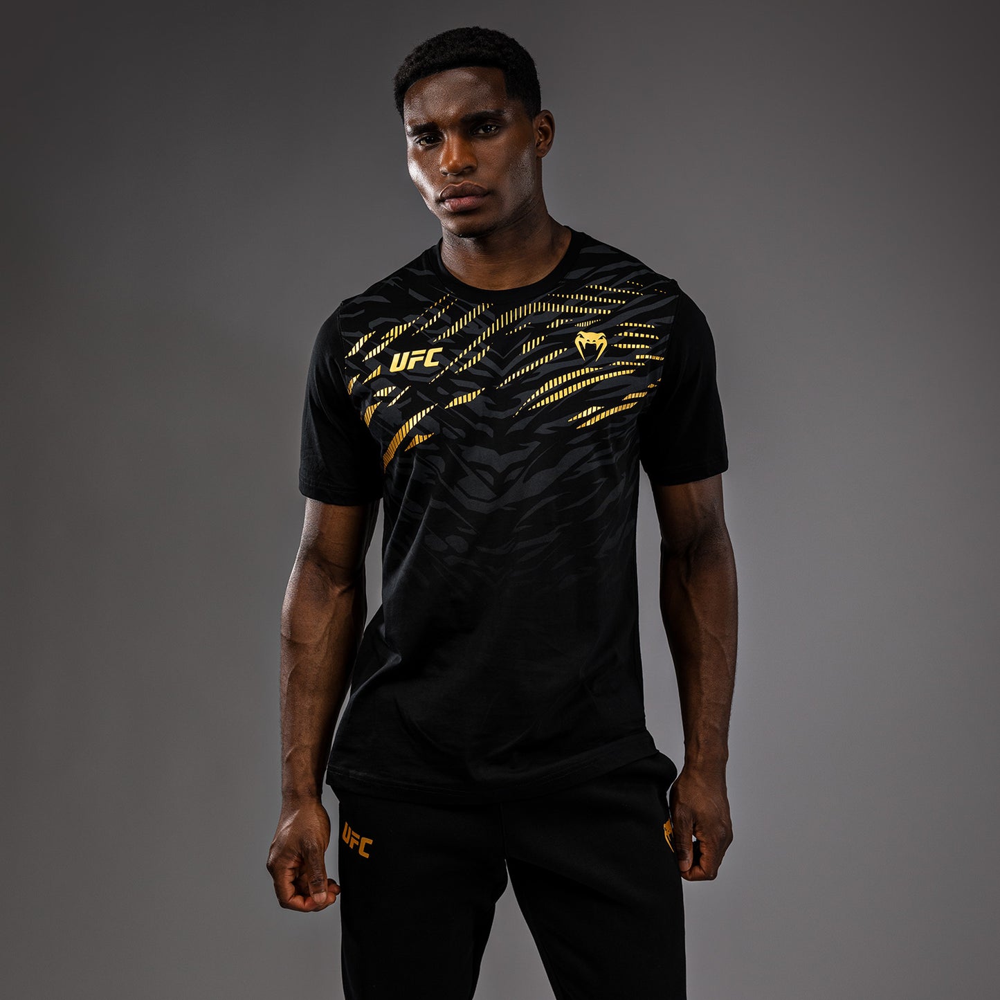 UFC Fusion by Venum Replica Maglietta a Manica Corta per Uomo - Champion