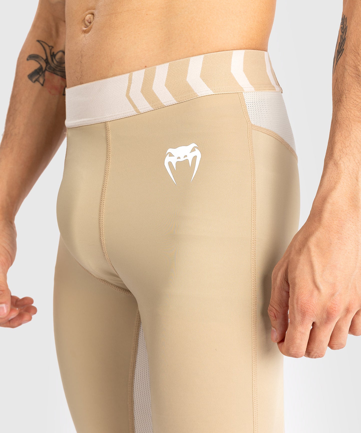 Venum Tempest Pantaloni A Compressione da Uomo - Beige/Sabbia