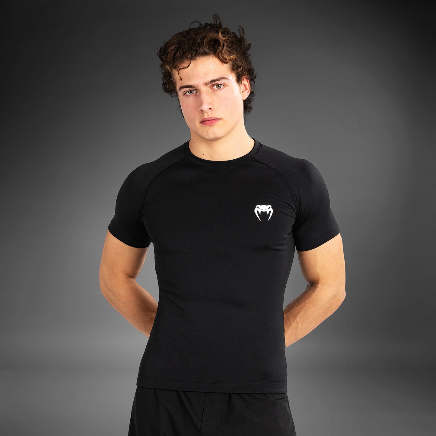 Venum Contender Rashguard a maniche corte - Nero/Bianco