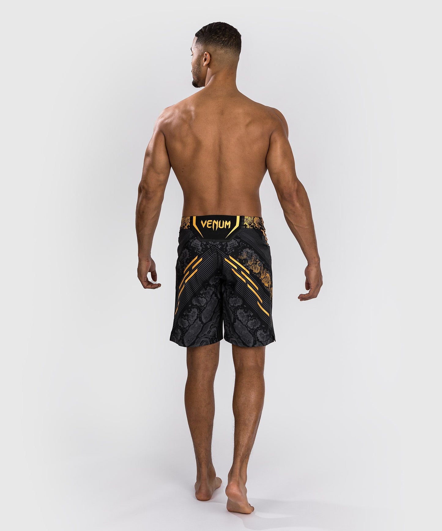 UFC Adrenaline by Venum Authentic Fight Night Pantaloncini da combattimento da Uomo - Vestibilità Lunga - Champion