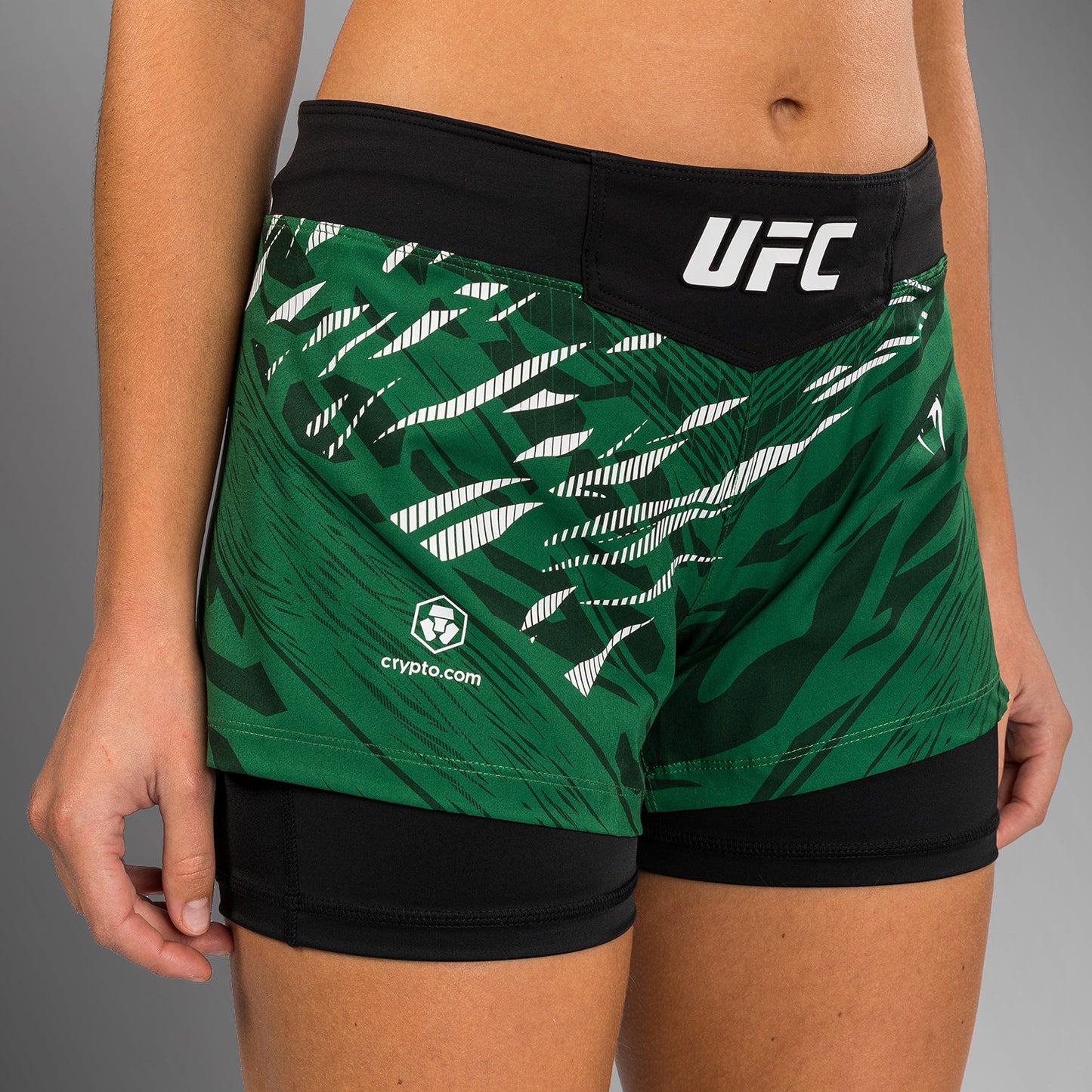 UFC Fusion by Venum Authentic Fight Night Shorts da Lotta per Donna - Verde