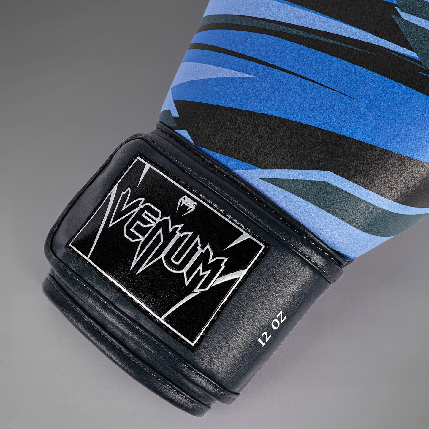 Venum Abyss Guanti da Boxe - Blu Ombra