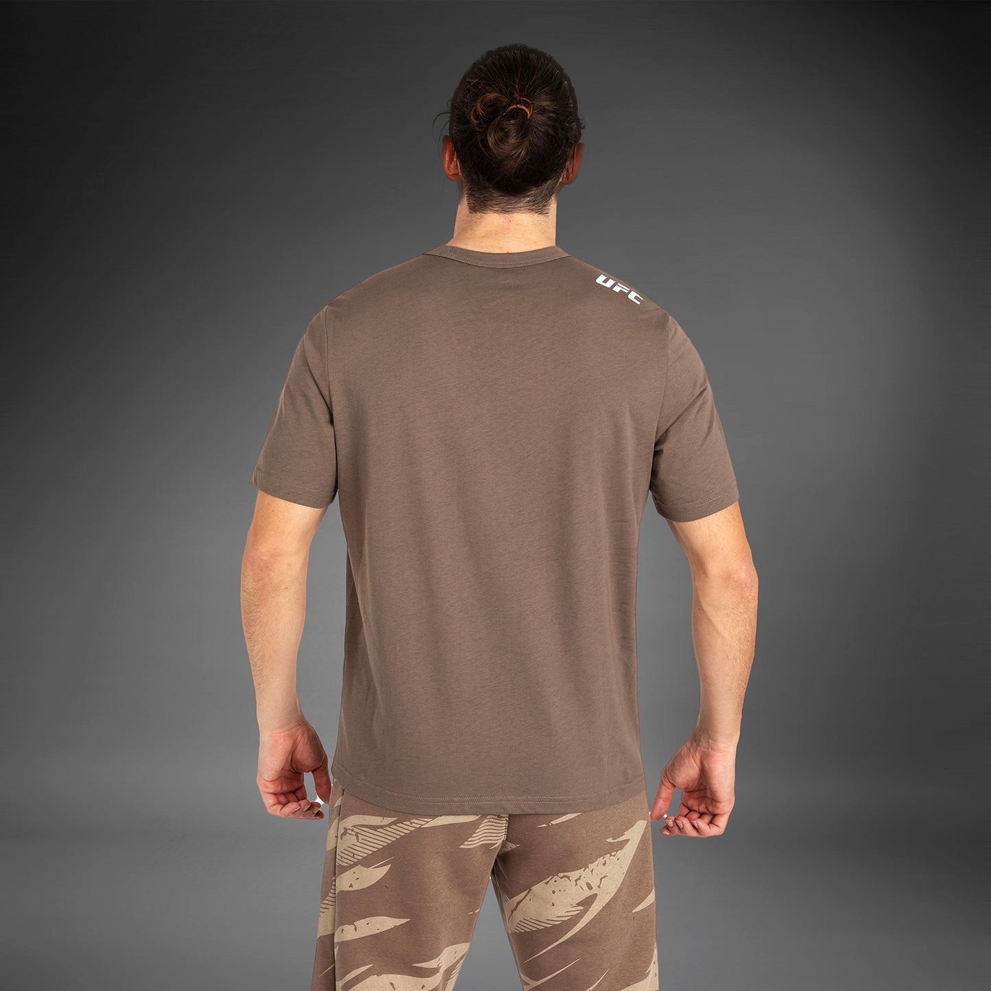 UFC Adrenaline by Venum Fight Week T-Shirt A Maniche Corte da Uomo - Bronzo