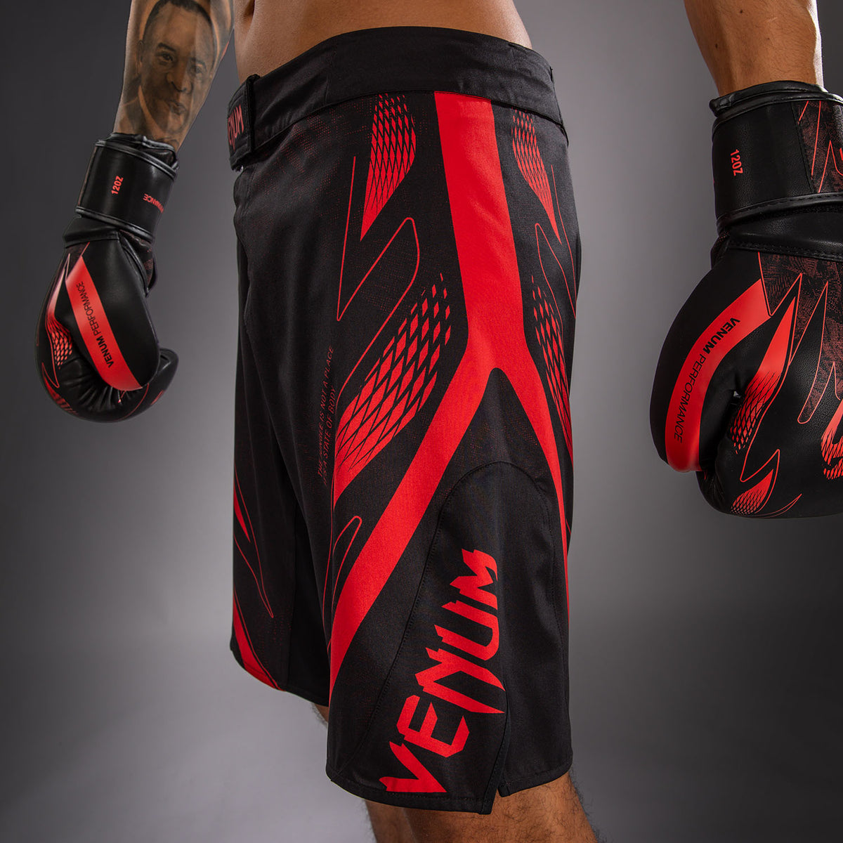 Venum Amazonia Reborn Pantaloncini da MMA - Nero/Rosso