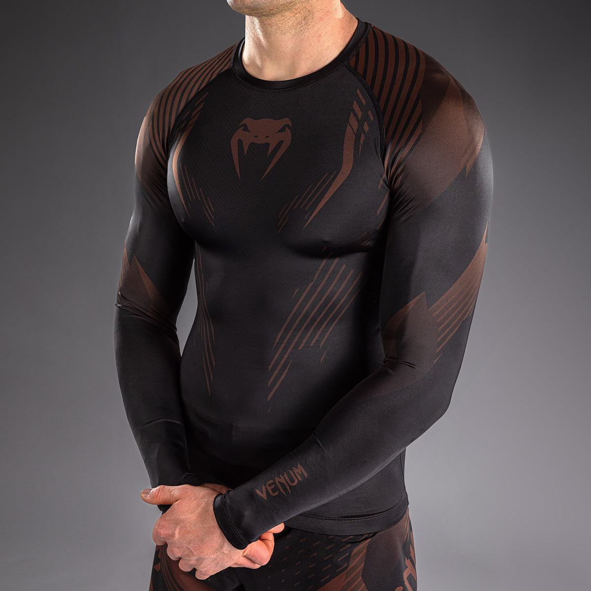 Venum No-Gi 6.0 Rashguard a Maniche Lunghe - Nero/Marrone