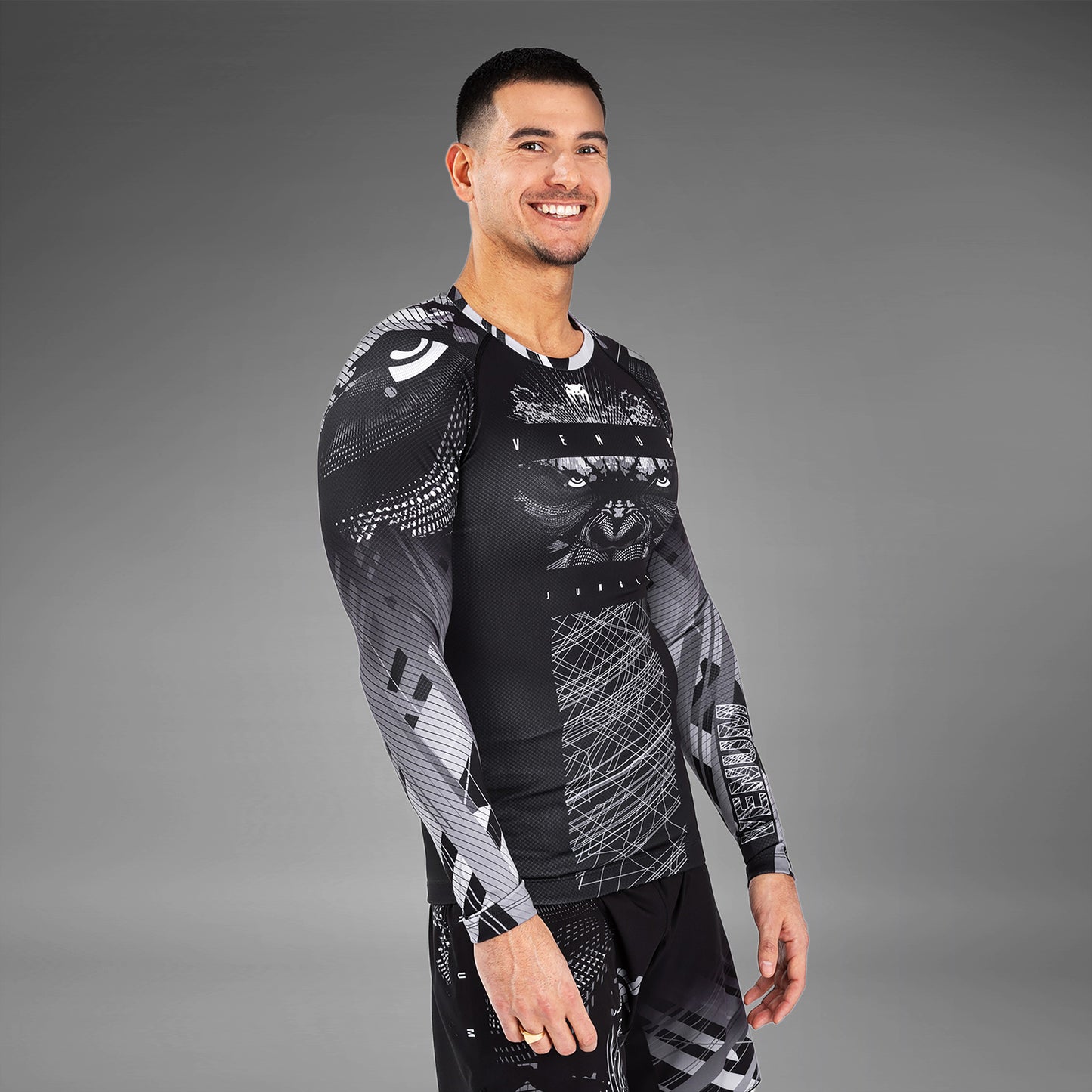 Venum Gorilla Jungle Rashguard a maniche lunghe - Nero/Bianco