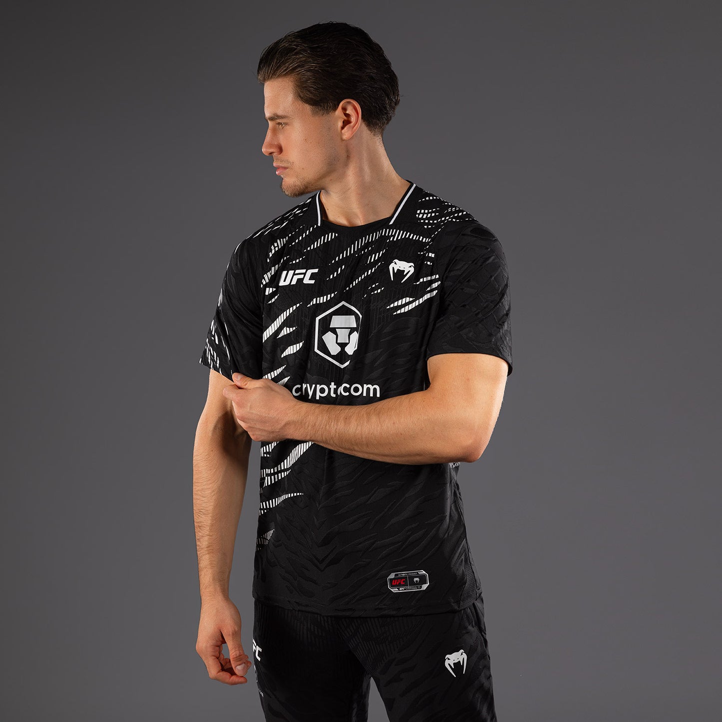 UFC Fusion by Venum Authentic Fight Night Maglietta Dry Tech per Uomo - Nero