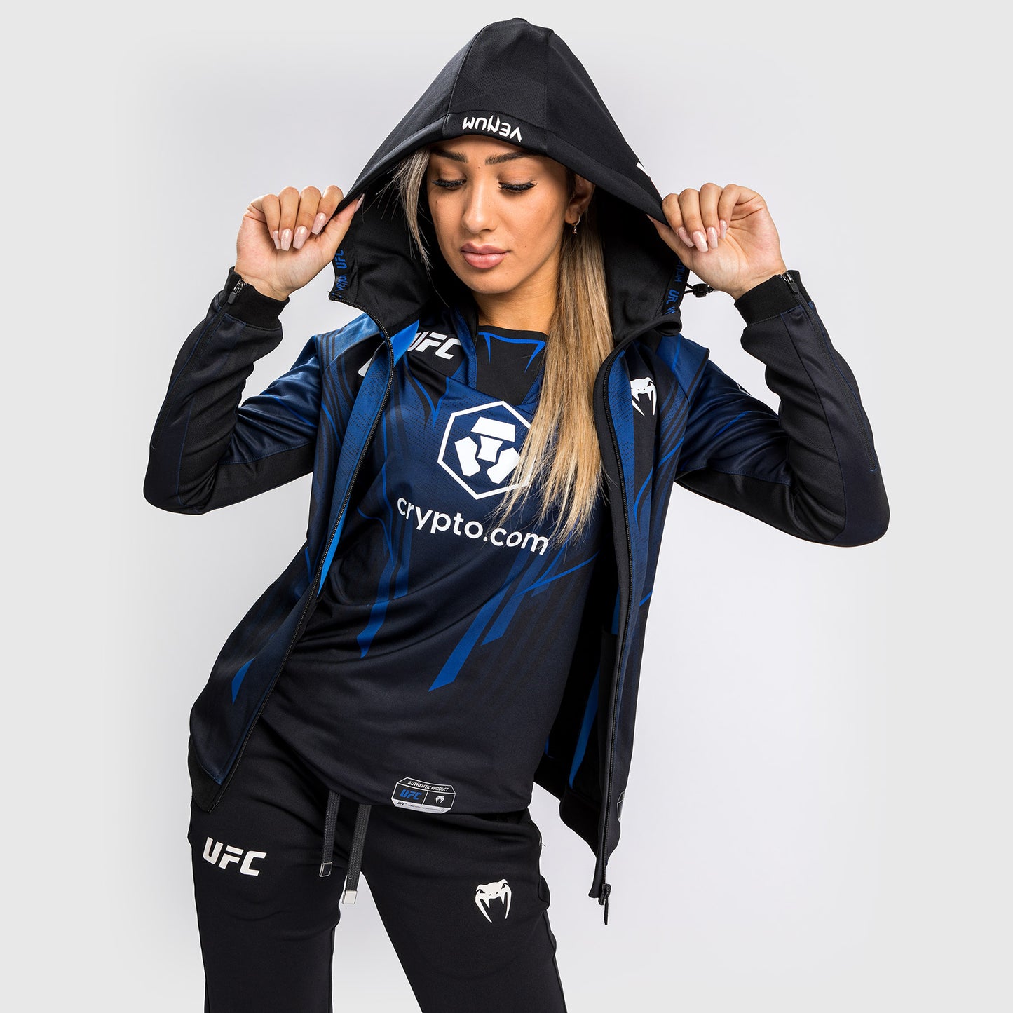 Felpa con cappuccio Walkout da donna UFC Venum Authentic Fight Night 2.0 - Midnight Edition