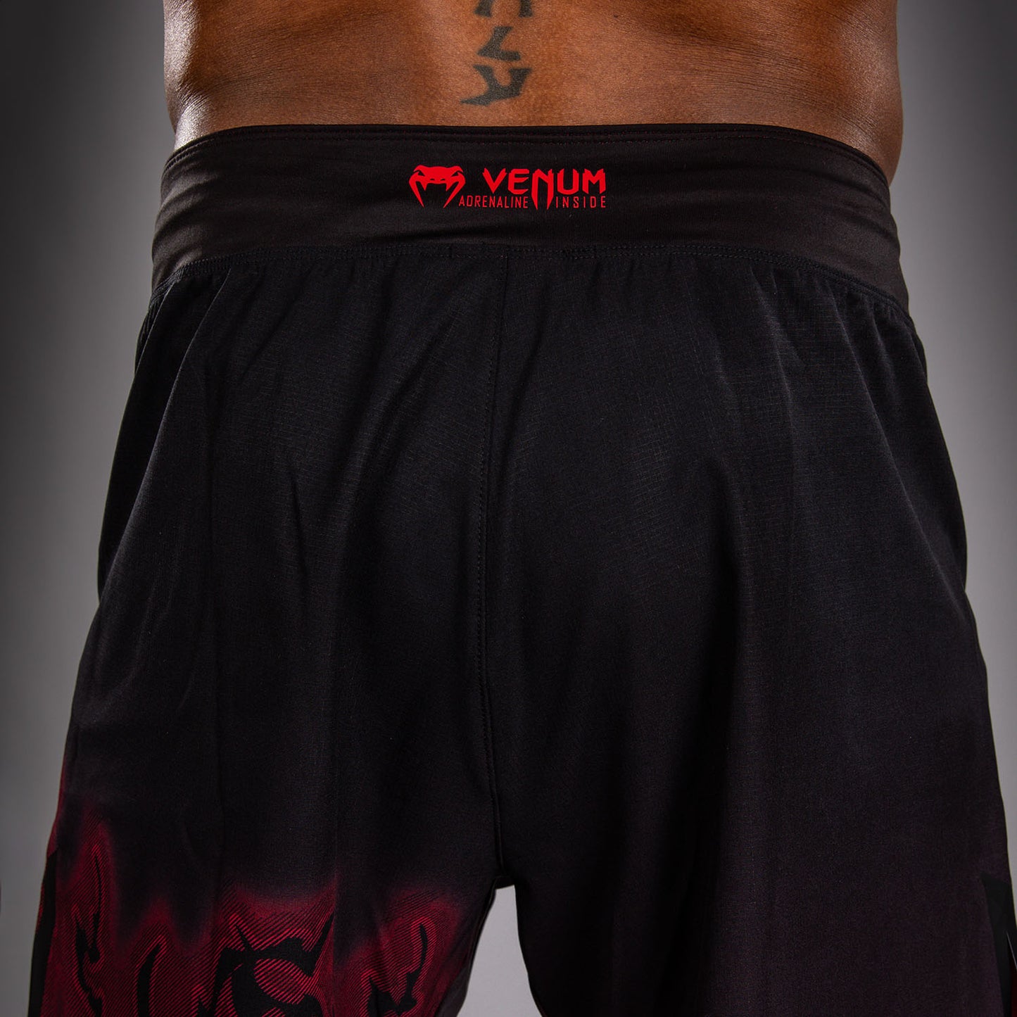 Venum Spectre Pantaloncini da Combattimento – Nero/Rosso