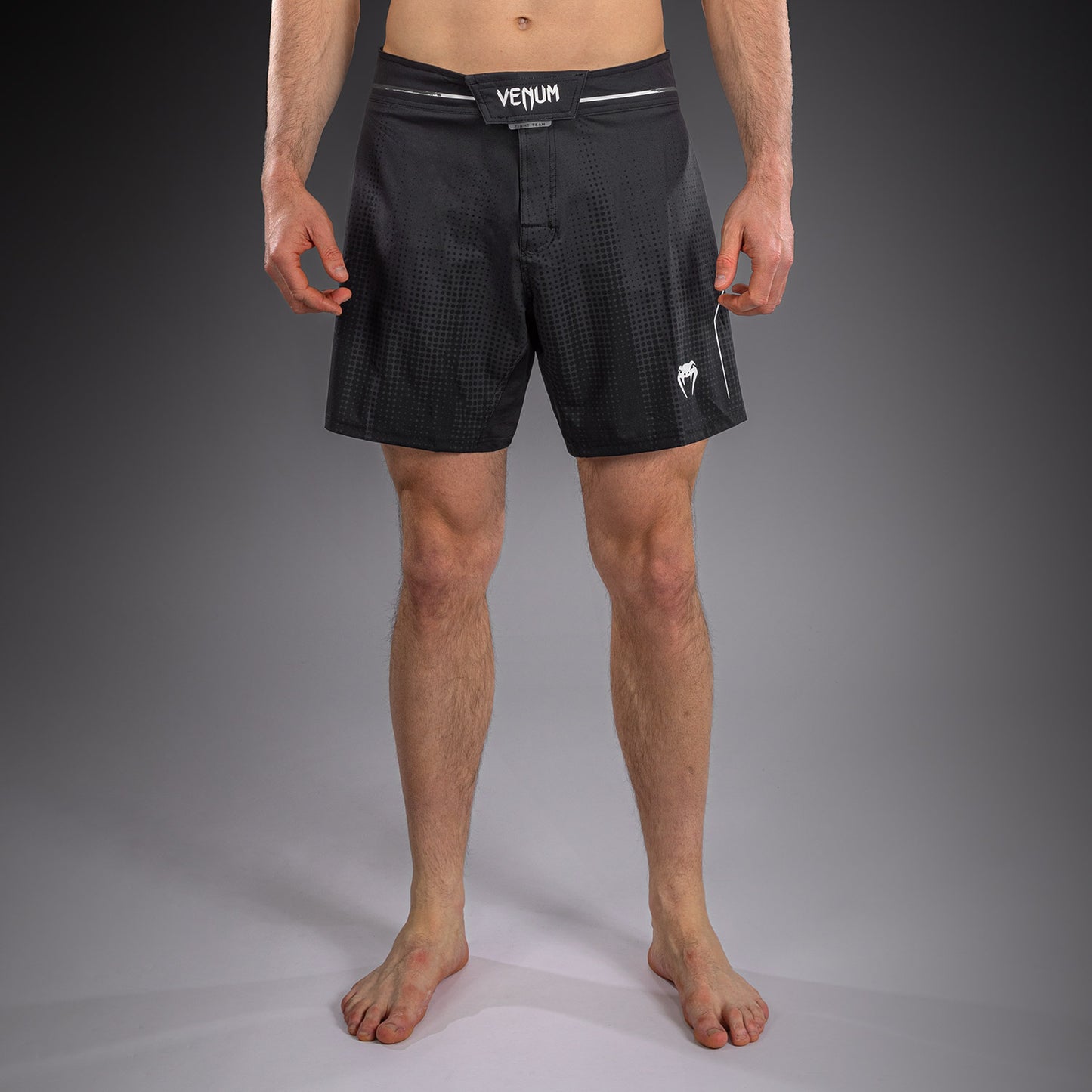 Venum Stealth Pantaloncini da Combattimento – Nero/Bianco