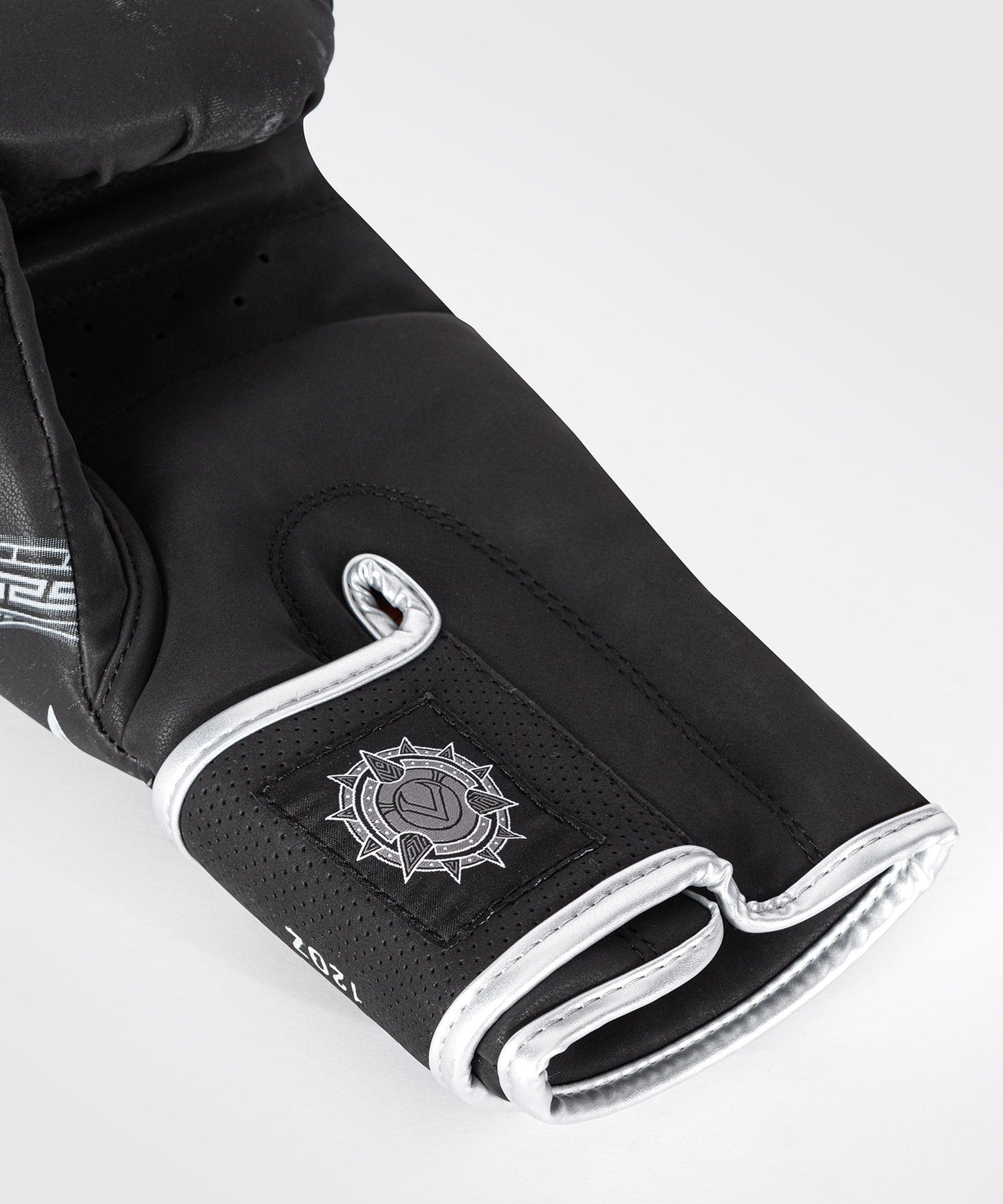 Venum Gladiator 5.0 Guanti Da Boxe - Nero/Argento