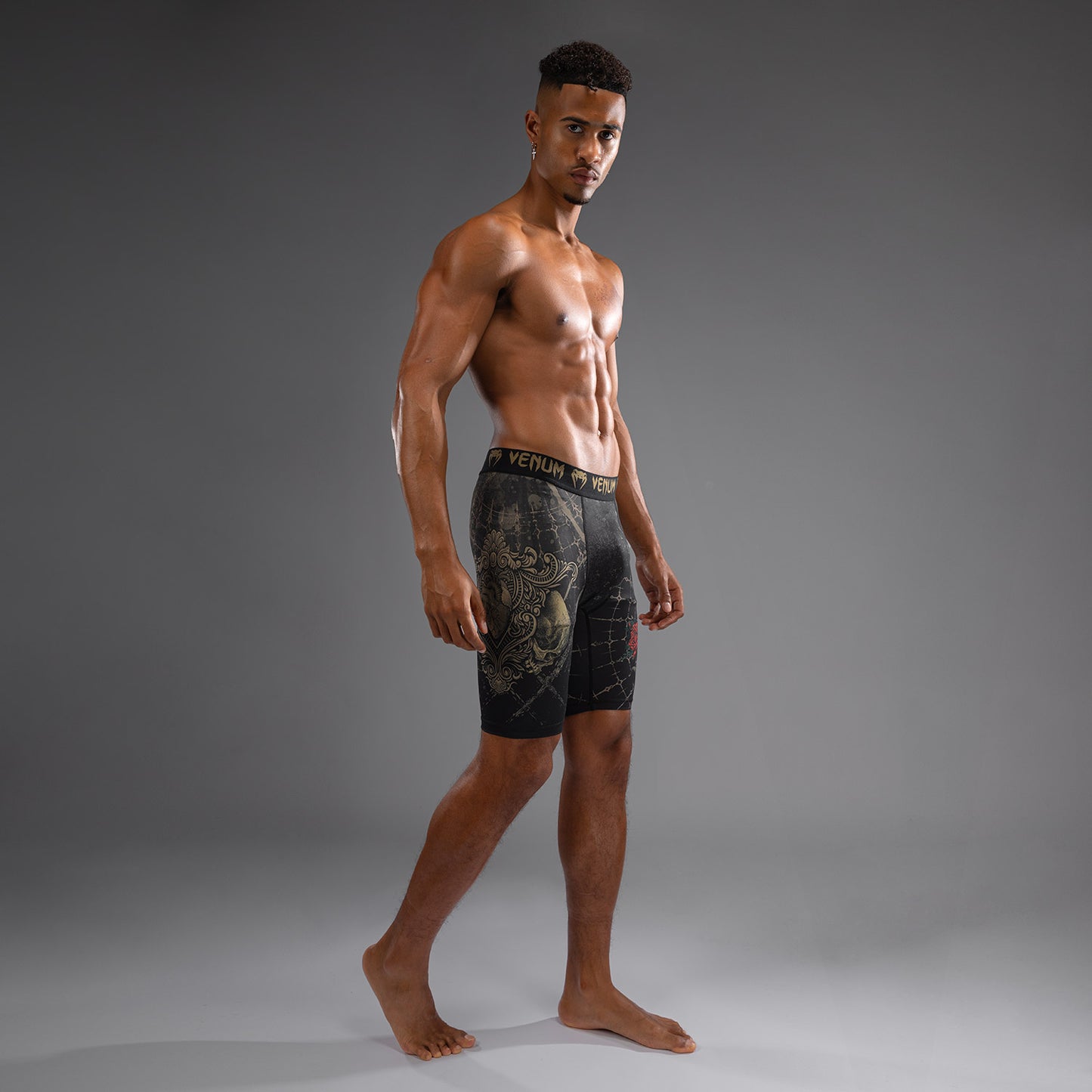 Venum Santa Muerte 5.0 Pantaloncini a compressione - Nero Profondo/Oro