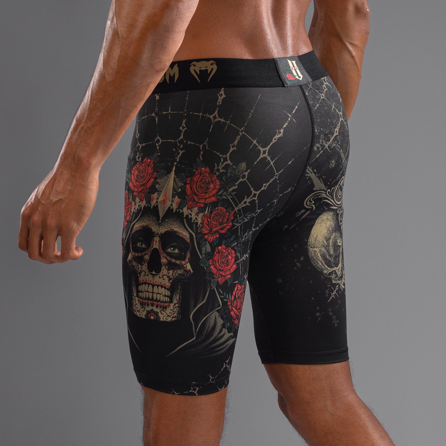 Venum Santa Muerte 5.0 Pantaloncini a compressione - Nero Profondo/Oro