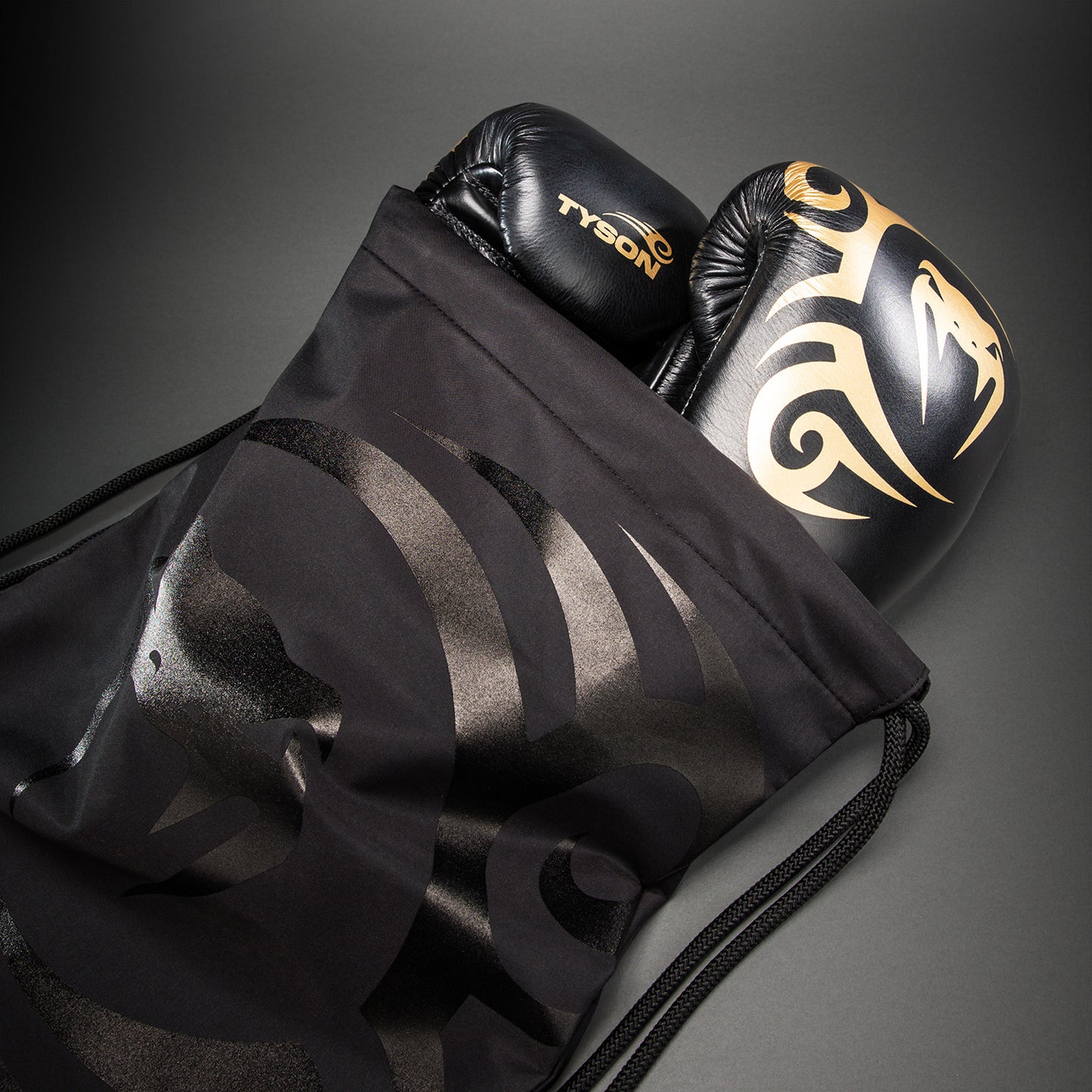 Venum Giant 2.0 Mike Tyson Pro Guantoni da boxe con Lacci – Nero/Oro - Borsa inclusa