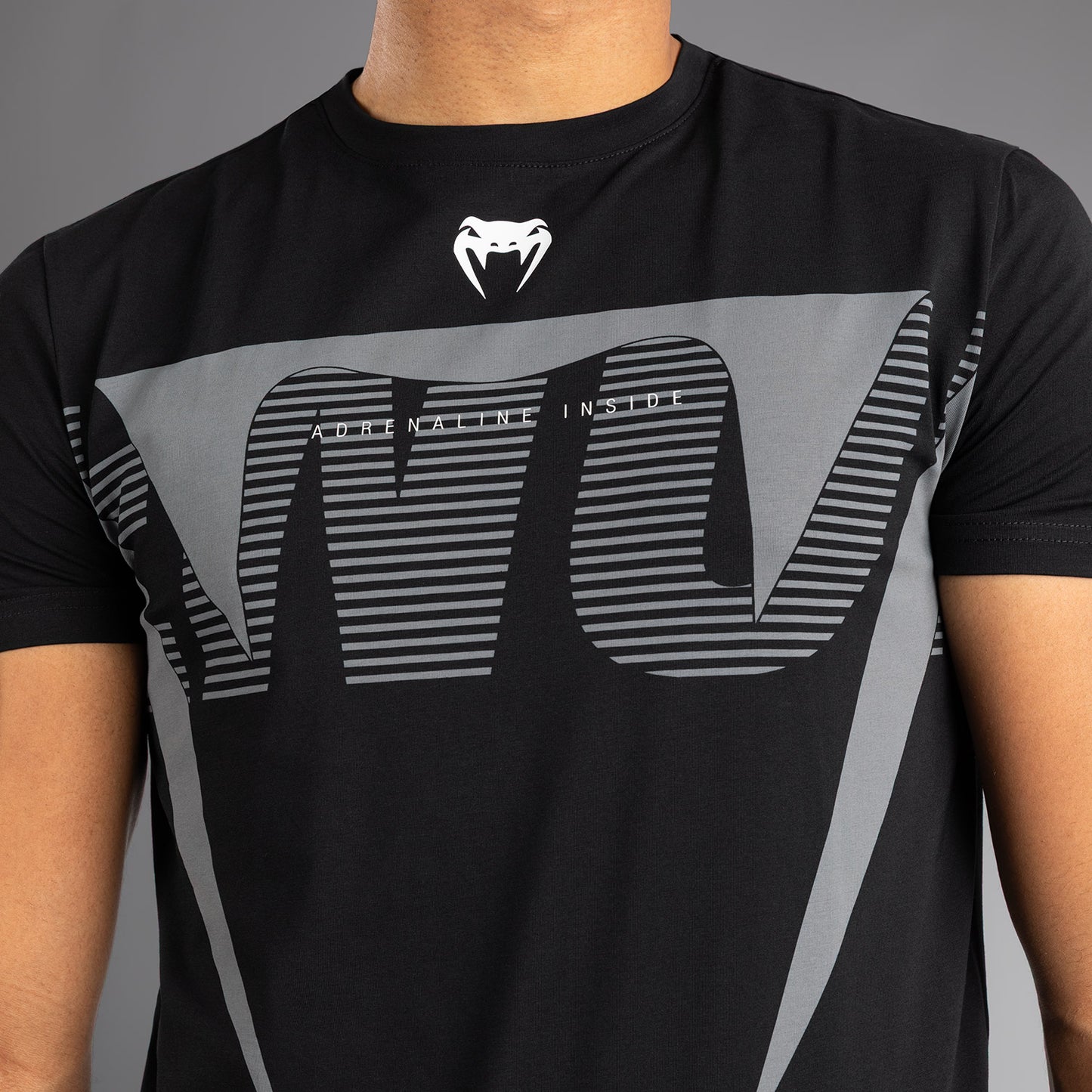 Venum Adrenaline T-Shirt – Nero/Grigio Argento