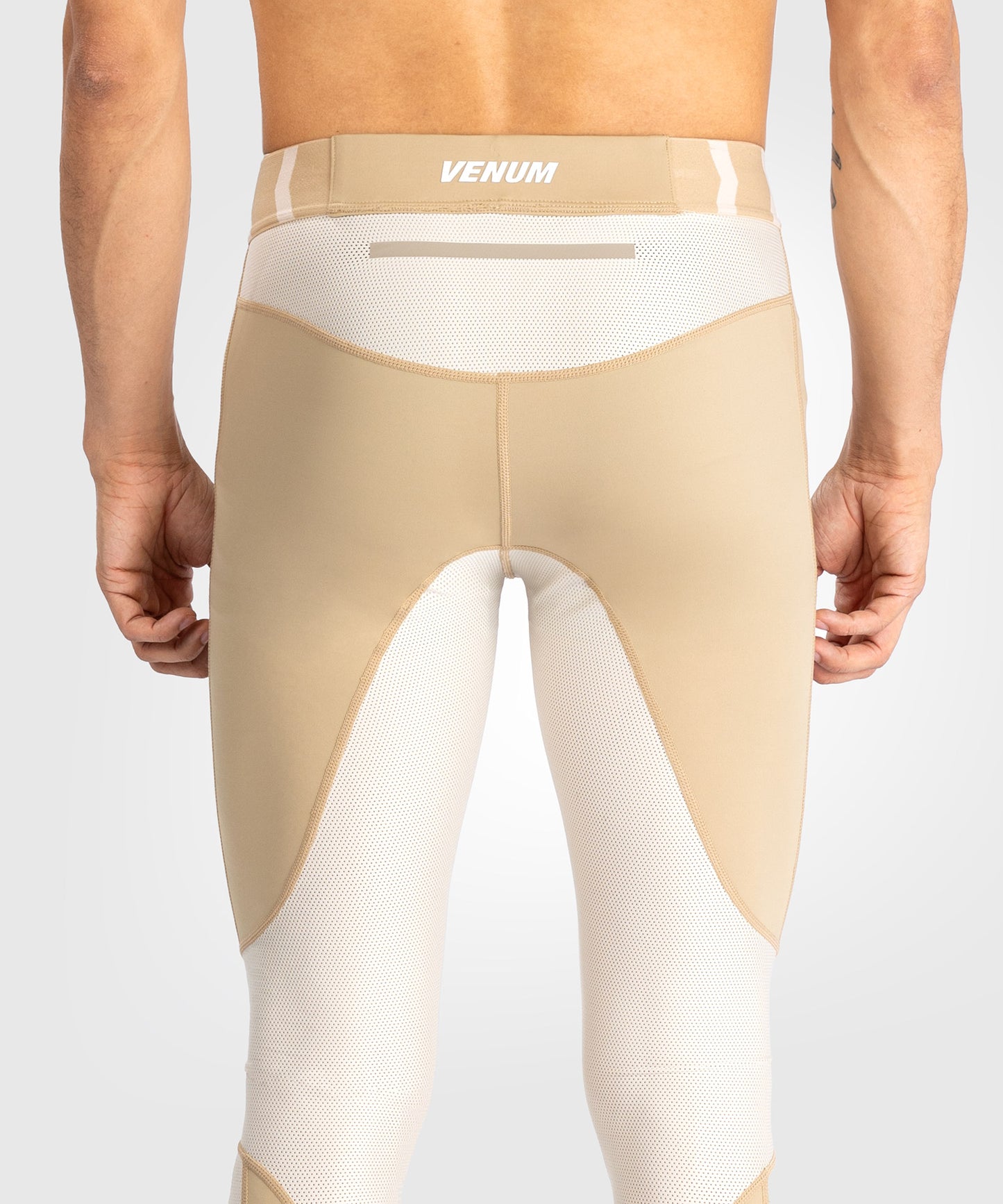 Venum Tempest Pantaloni A Compressione da Uomo - Beige/Sabbia
