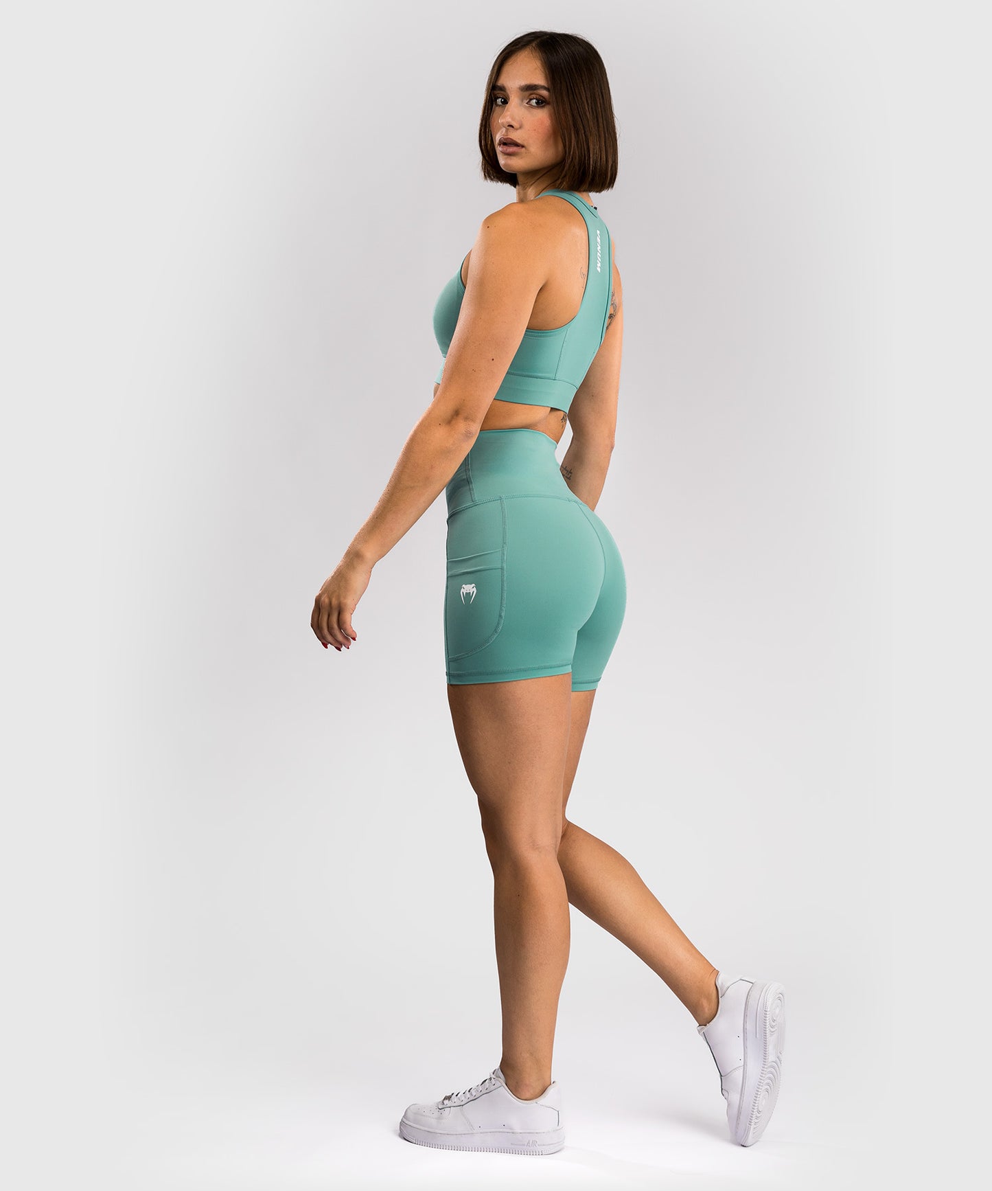Venum Essential Bike Shorts da Donna - Verde Acqua