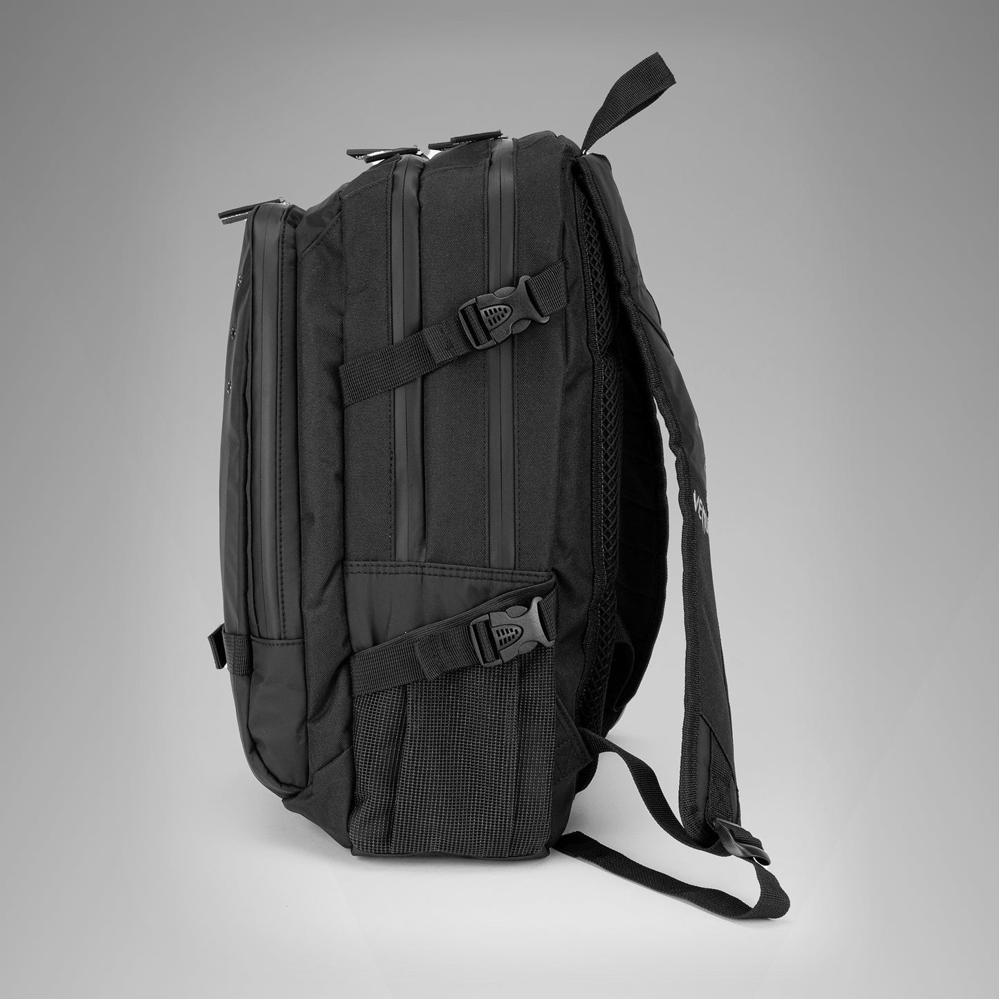 Venum Challenger Pro Evo Zaino (20-25L) – Nero/Bianco
