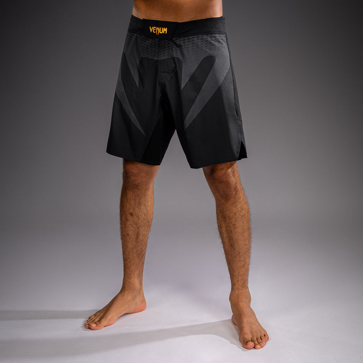 Venum Attack Fightshorts - Nero/Oro