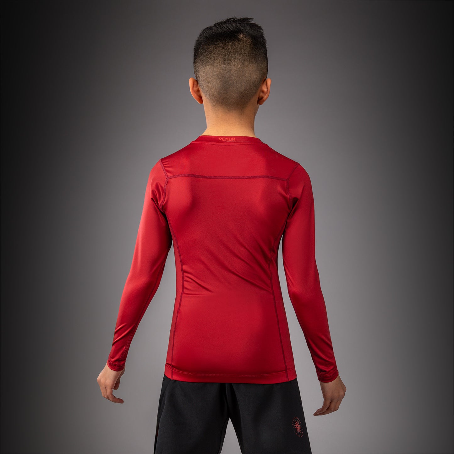 Venum Attack Rashguard a Maniche Lunghe per Bambini - Nero/Rosso
