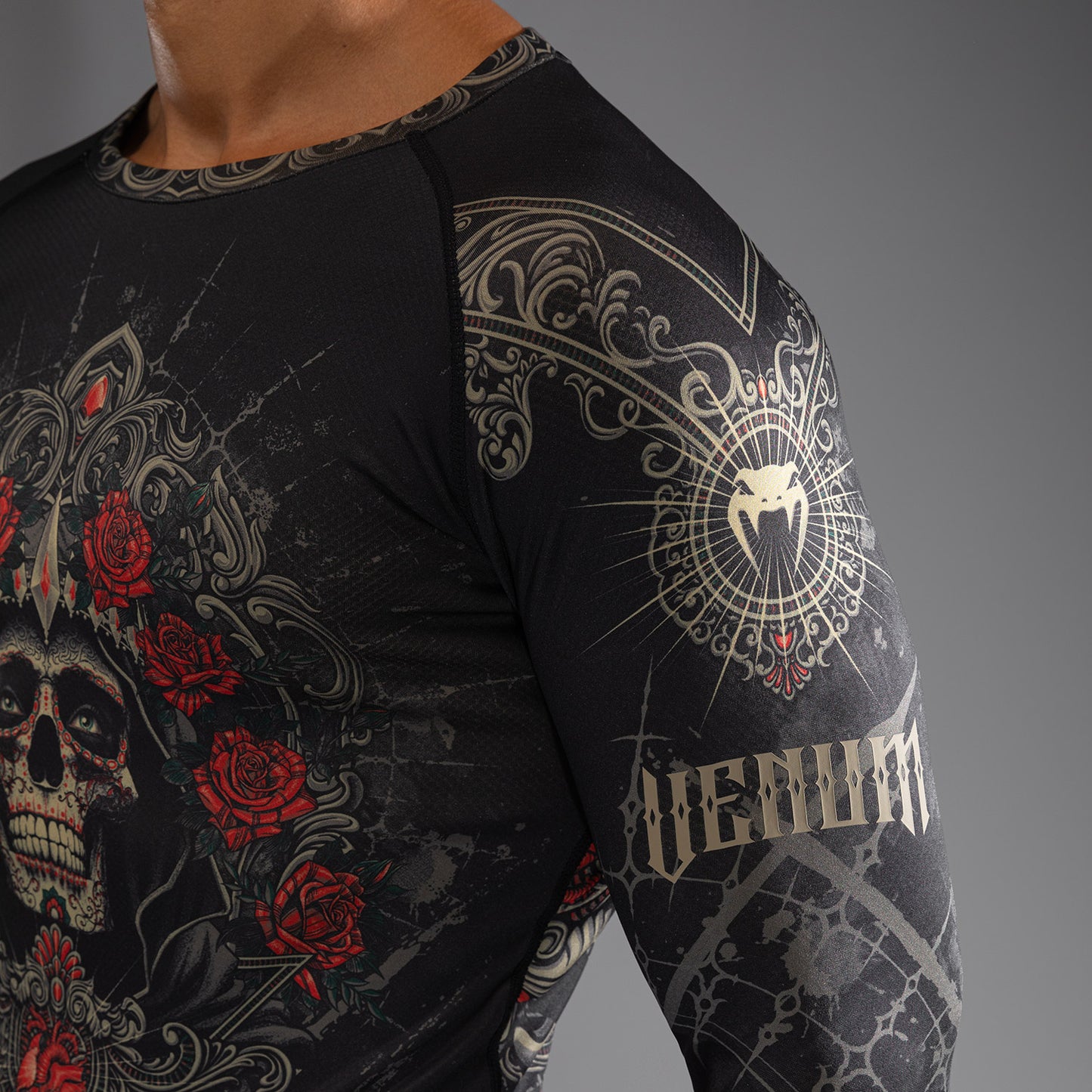 Venum Santa Muerte 5.0 Rashguard a maniche Lunghe - Nero Profondo/Oro
