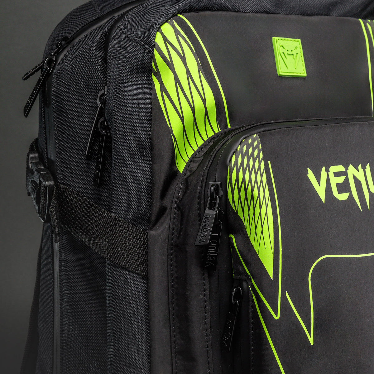 Venum Amazonia Reborn Zaino (15-25 L) - Nero/Verde