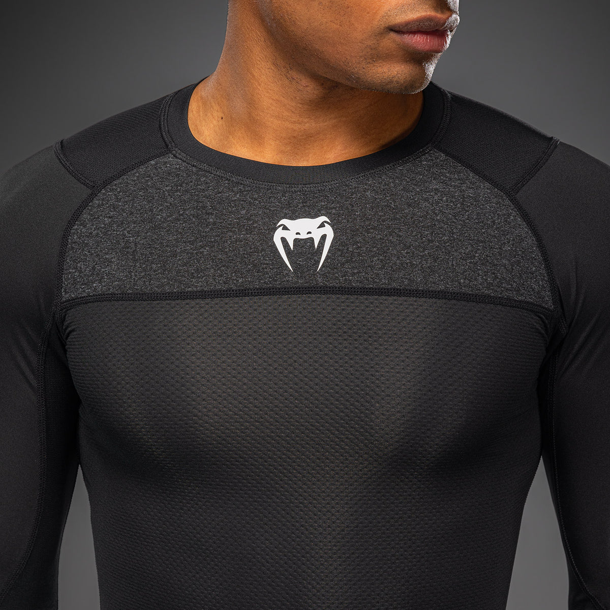 Venum G-Fit Scale Rashguard a maniche lunghe - Nero