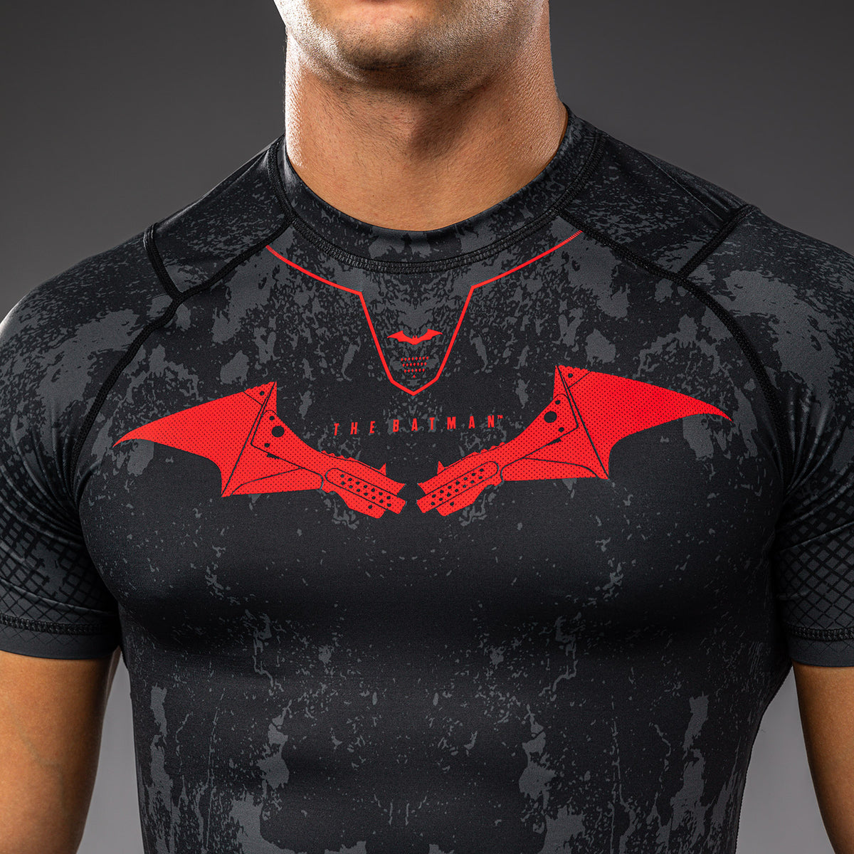 Venum x Batman Rashguard a maniche corte - Nero/Grigio/Rosso